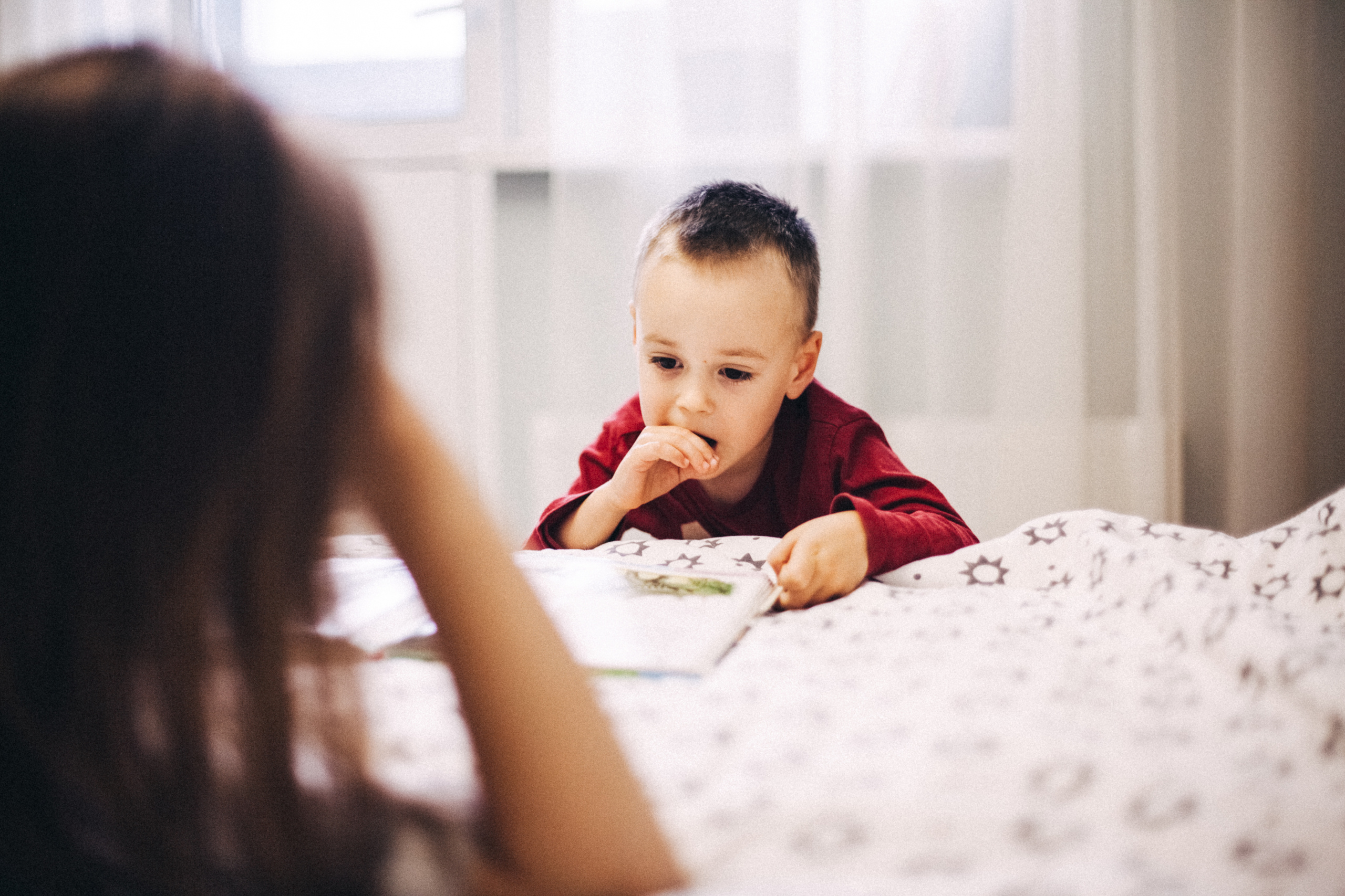 Юля и Даня. Обычный будний день. Семейный фотограф, фотограф родов, репортажей фотограф в Санкт-Петербу