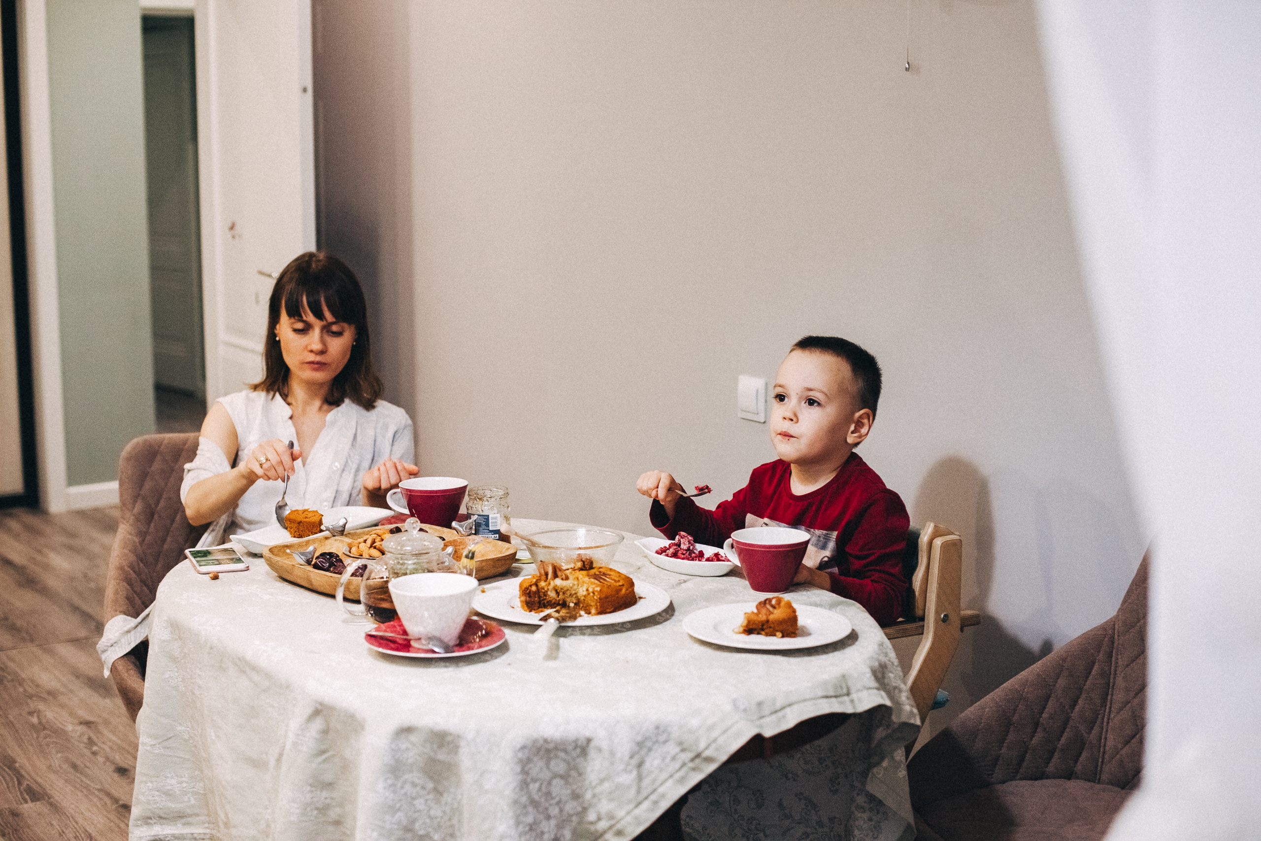 Юля и Даня. Обычный будний день. Семейный фотограф, фотограф родов, репортажей фотограф в Санкт-Петербу