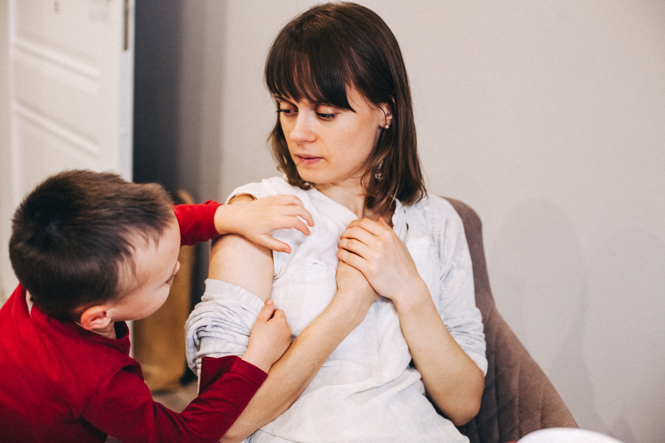 Юля и Даня. Обычный будний день. Семейный фотограф, фотограф родов, репортажей фотограф в Санкт-Петербу