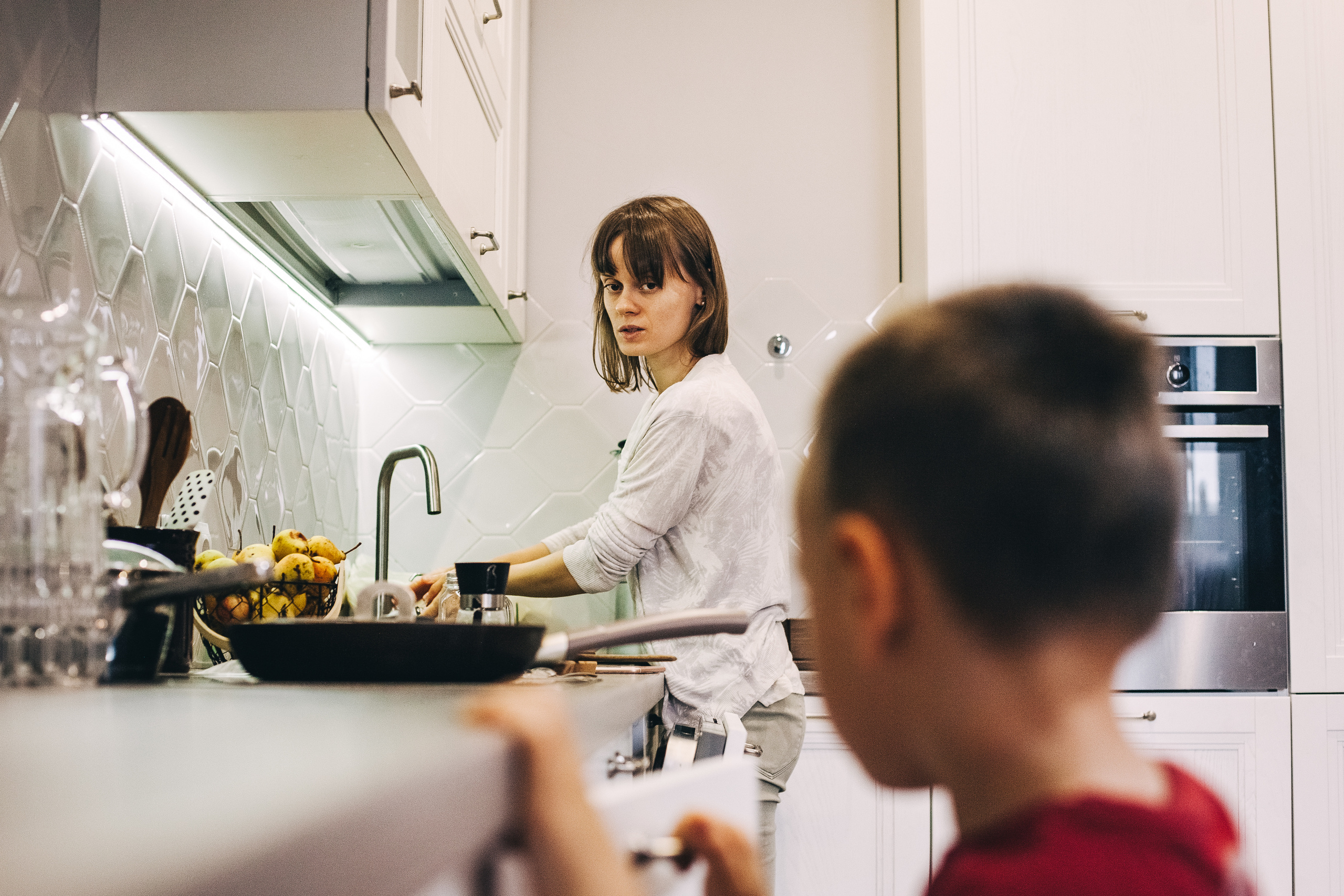 Юля и Даня. Обычный будний день. Семейный фотограф, фотограф родов, репортажей фотограф в Санкт-Петербу