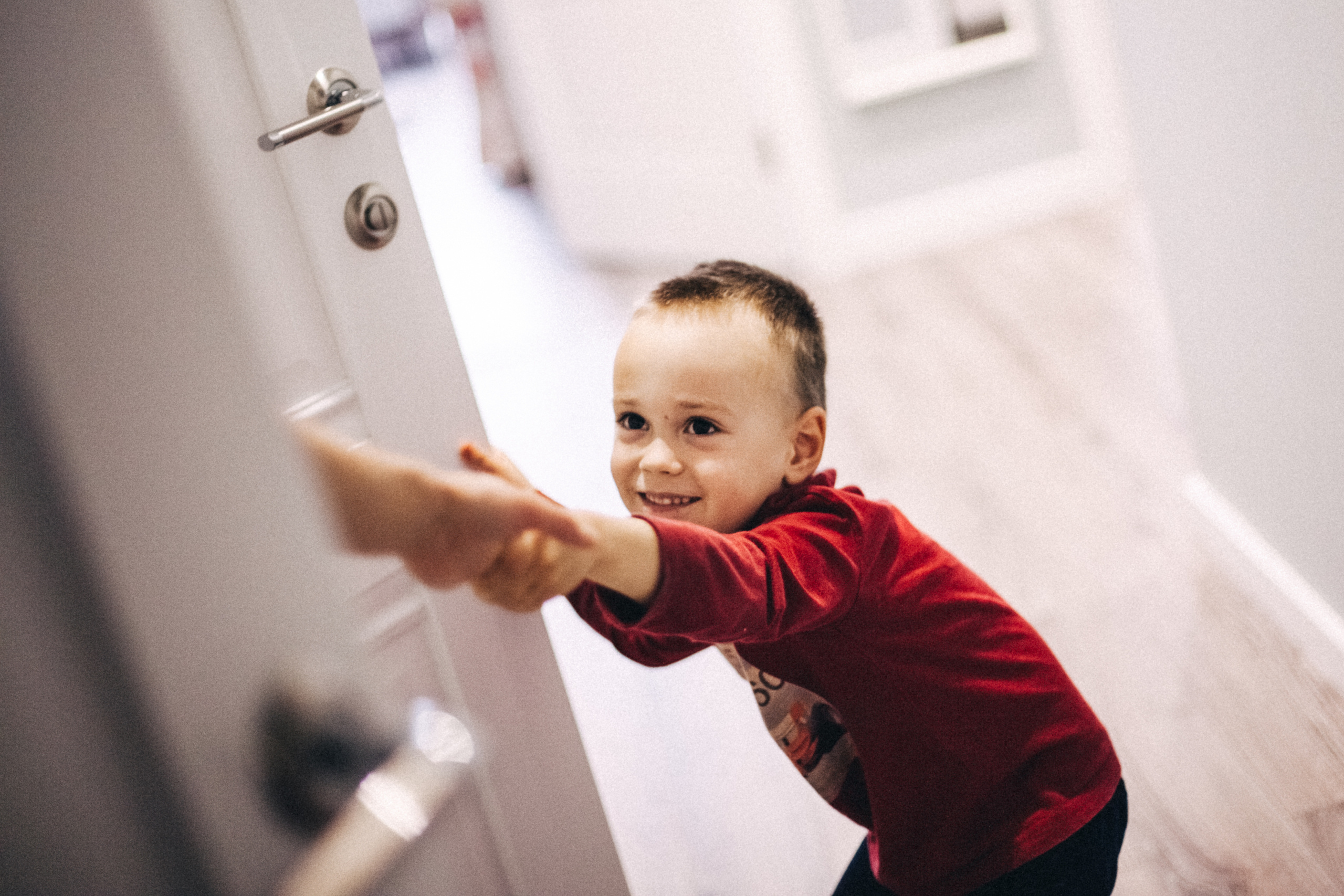 Юля и Даня. Обычный будний день. Семейный фотограф, фотограф родов, репортажей фотограф в Санкт-Петербу