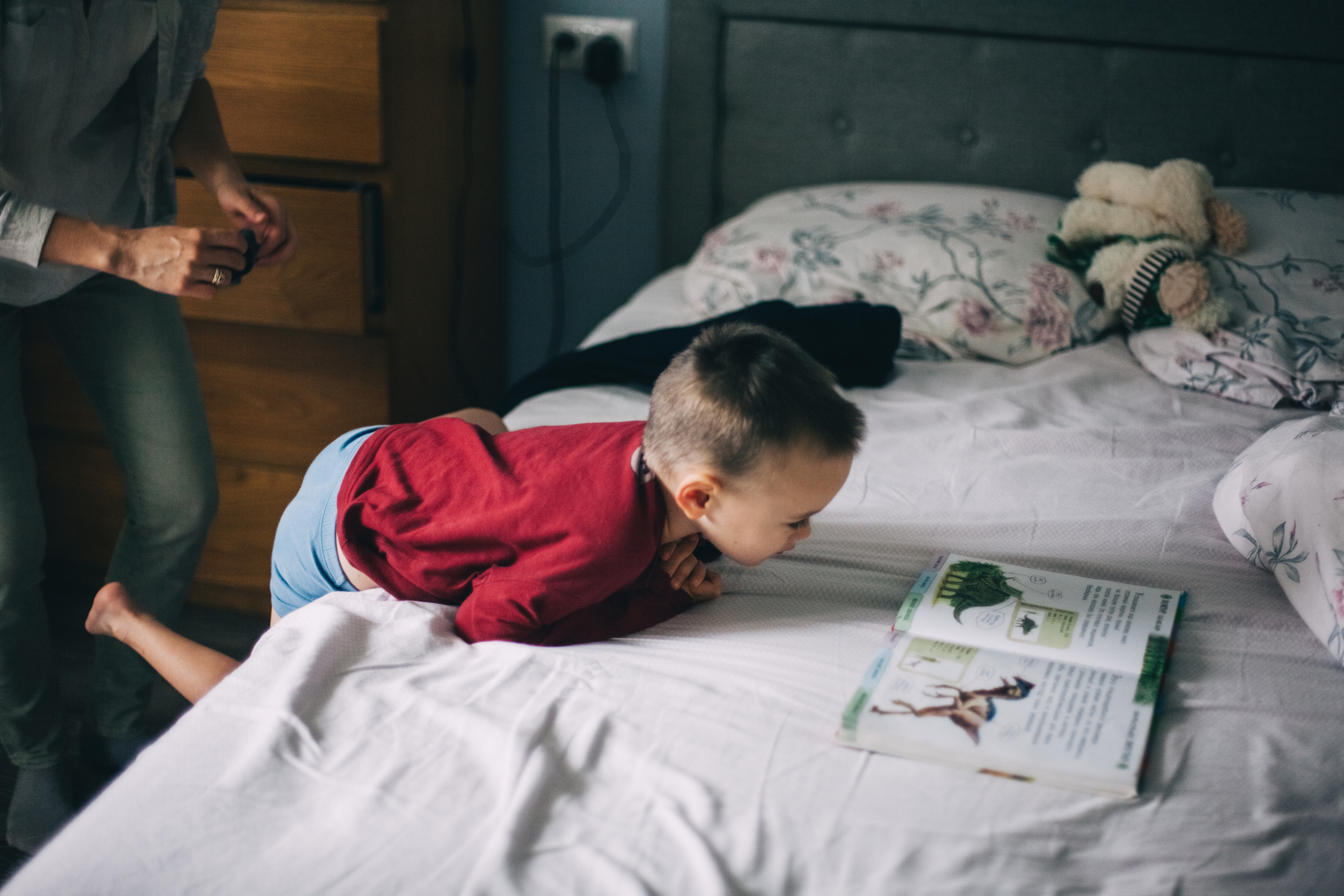 Юля и Даня. Обычный будний день. Семейный фотограф, фотограф родов, репортажей фотограф в Санкт-Петербу