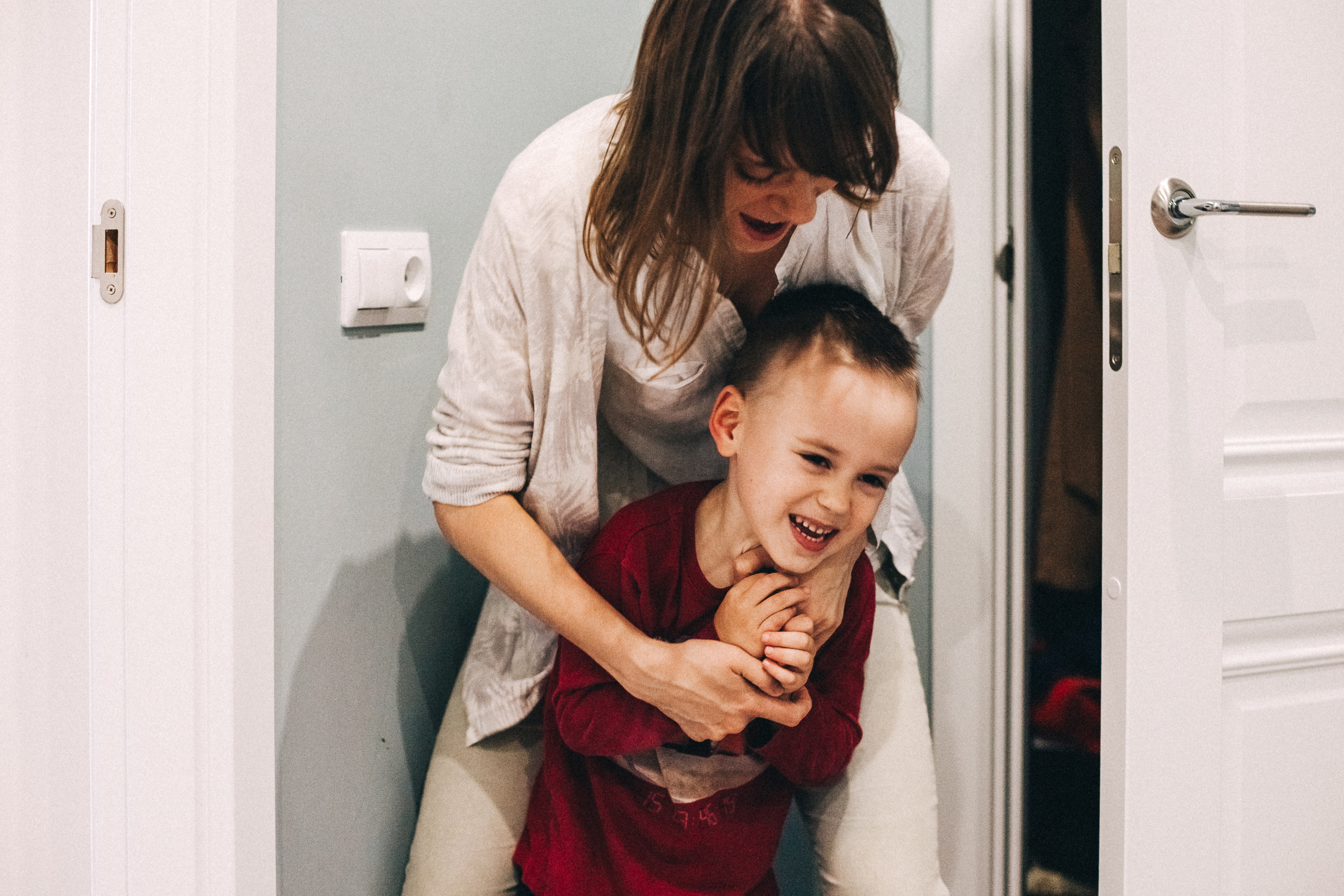 Юля и Даня. Обычный будний день. Семейный фотограф, фотограф родов, репортажей фотограф в Санкт-Петербу
