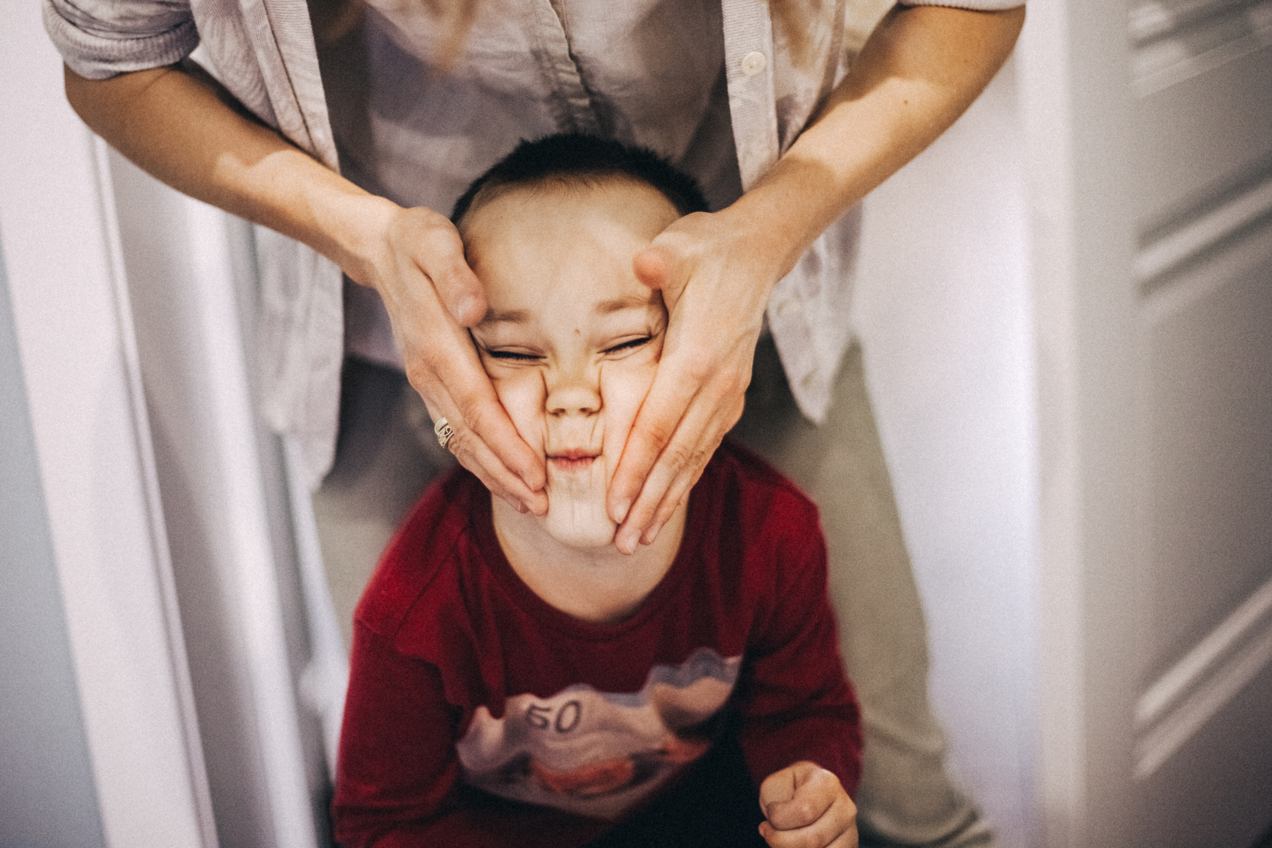 Юля и Даня. Обычный будний день. Семейный фотограф, фотограф родов, репортажей фотограф в Санкт-Петербу