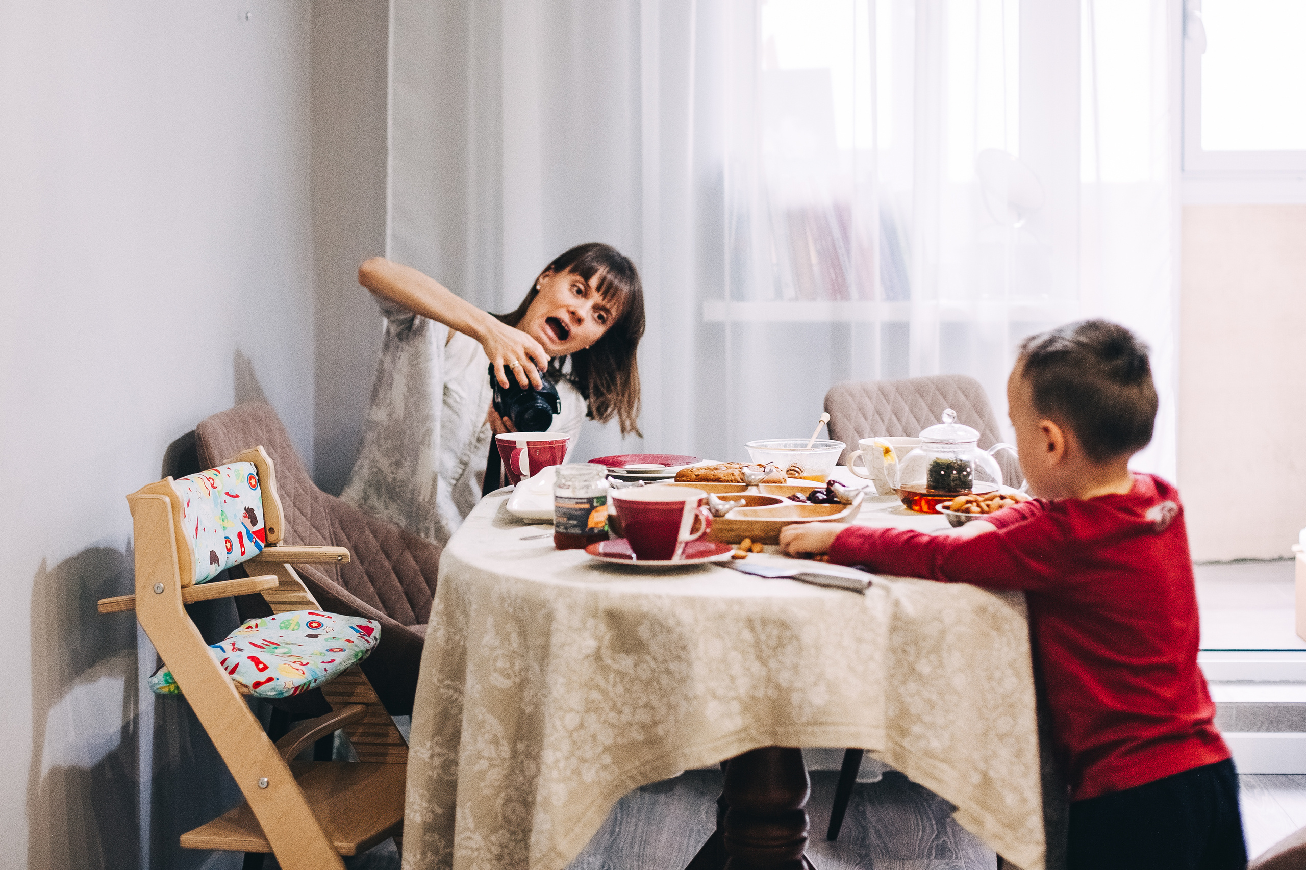 Юля и Даня. Обычный будний день. Семейный фотограф, фотограф родов, репортажей фотограф в Санкт-Петербу