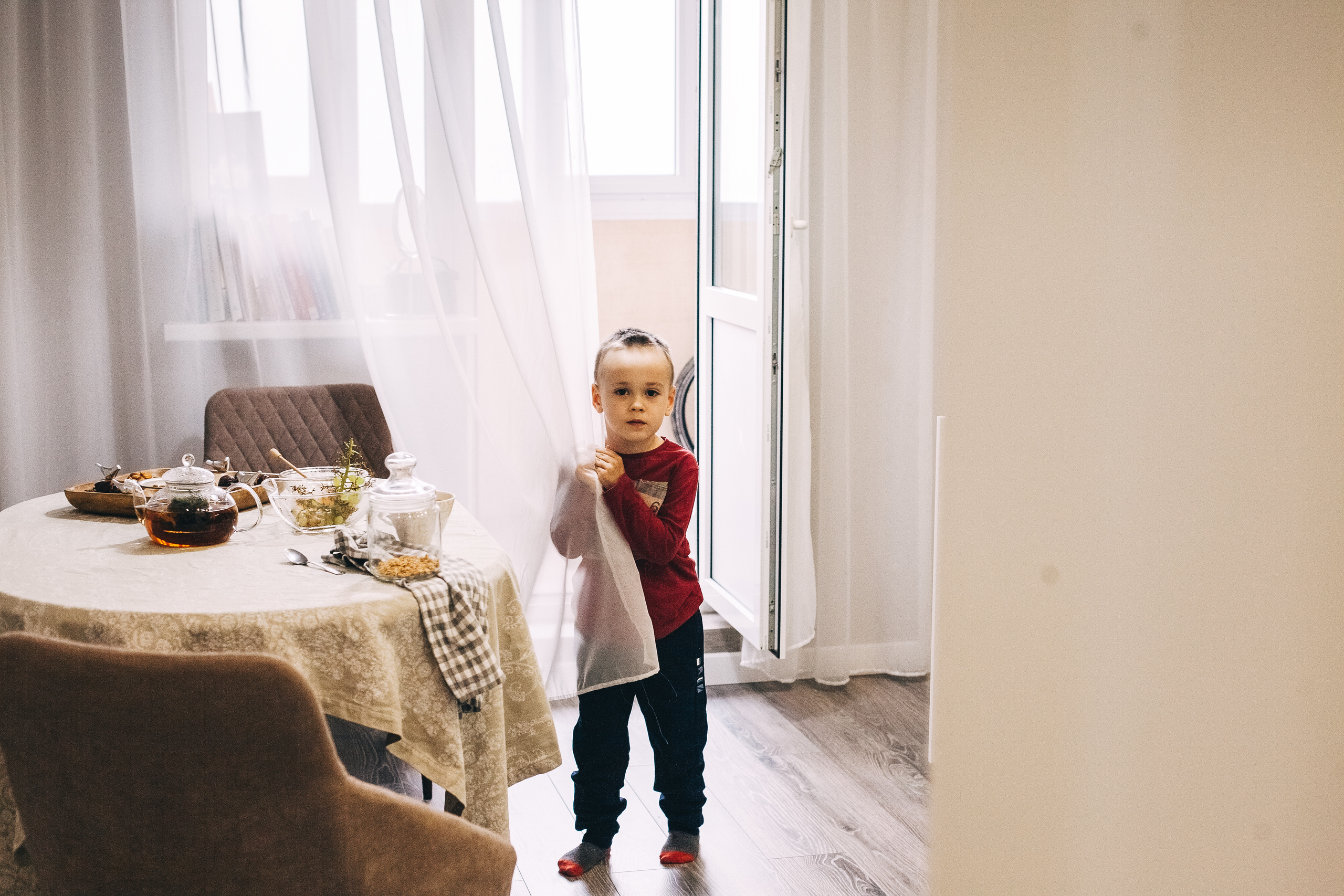 Юля и Даня. Обычный будний день. Семейный фотограф, фотограф родов, репортажей фотограф в Санкт-Петербу