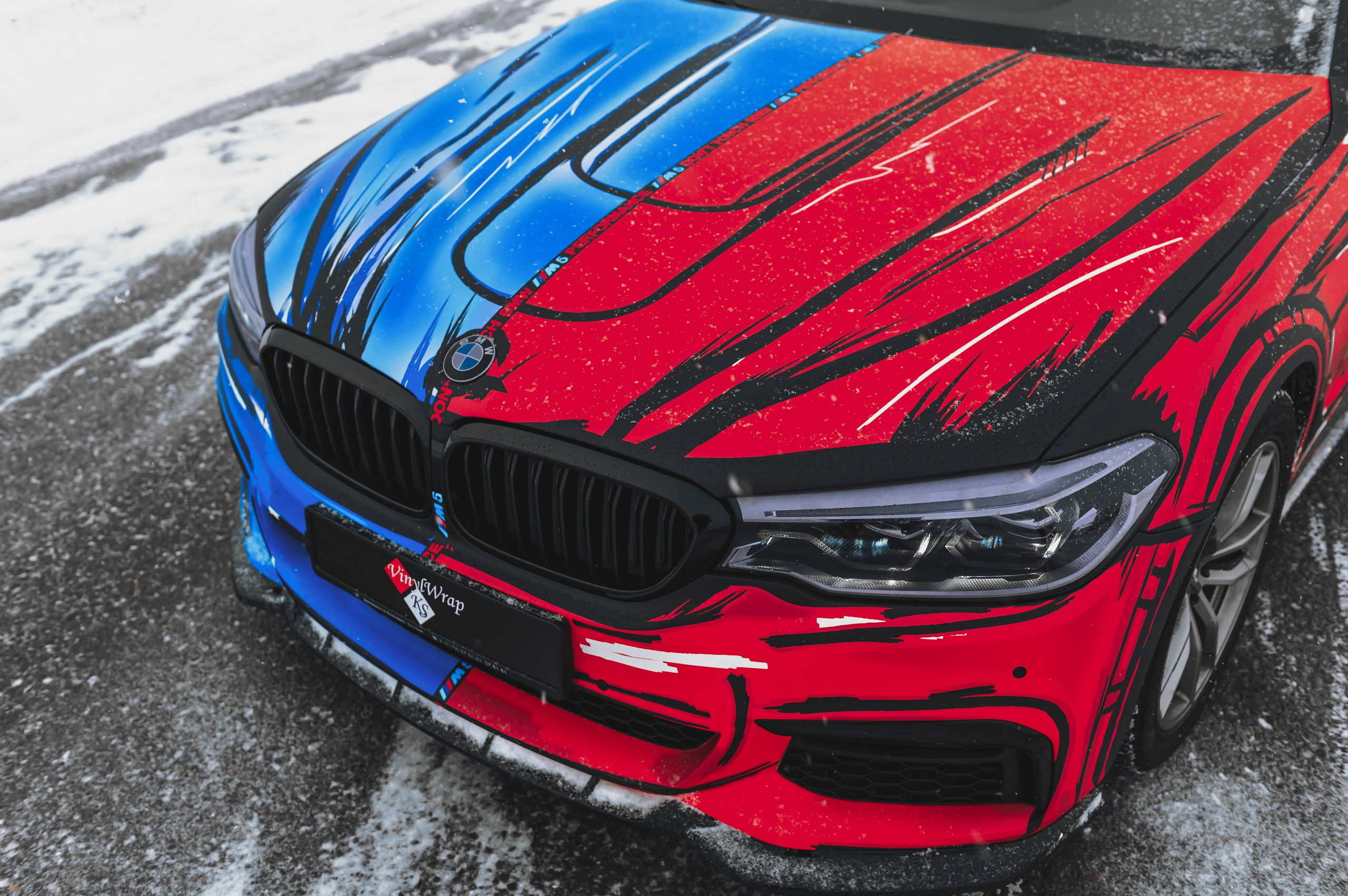 Винилография на BMW 5 G20. Студия дизайна и оклейки авто Barmaley Design
