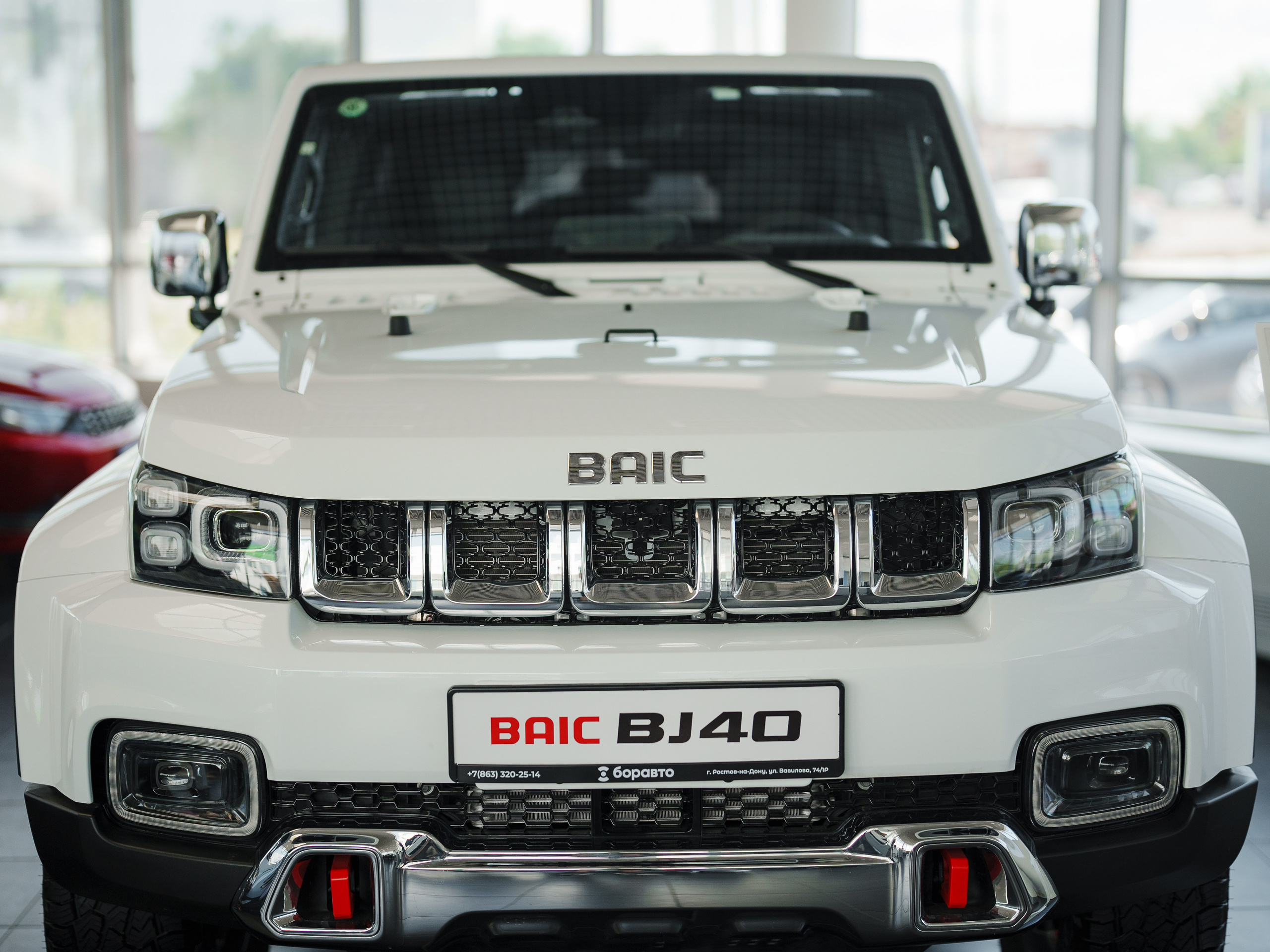 Автосалон «Боравто». Фотограф Олег Сотник