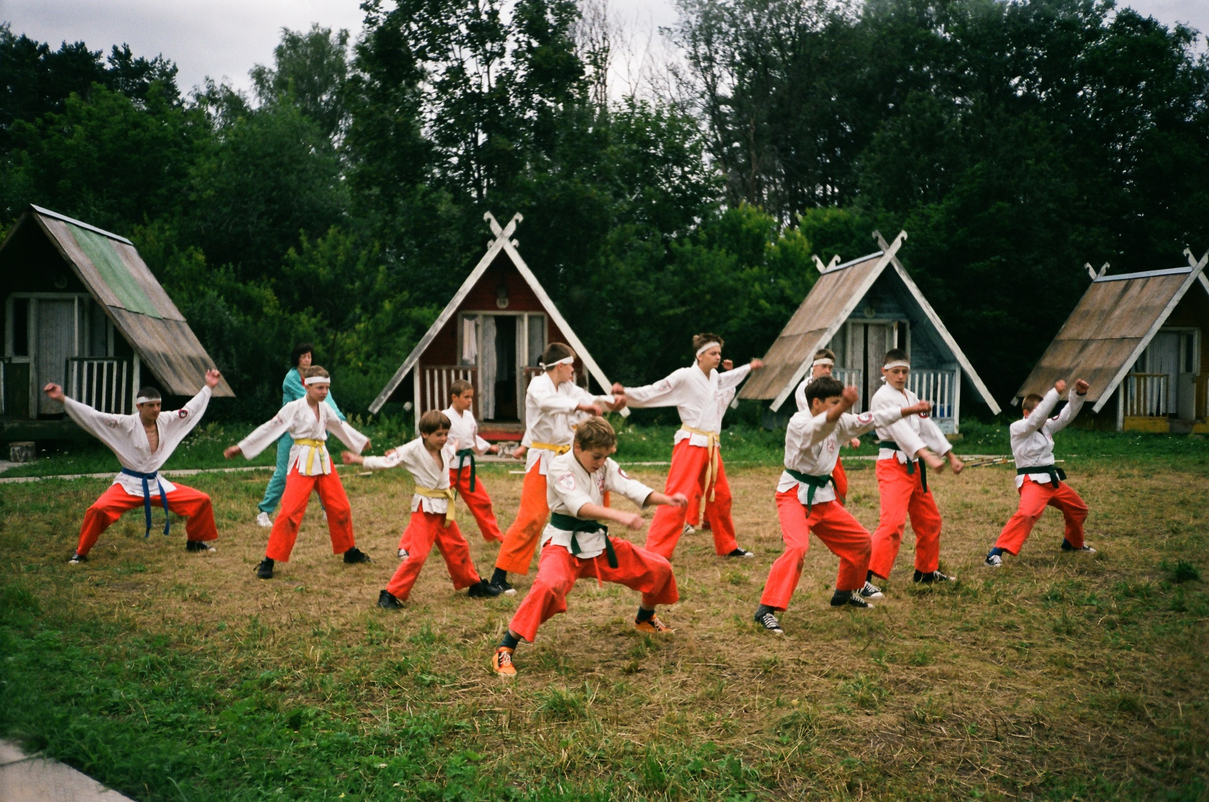 Фотографии Летние сборы ШБИ МОН 2001 г. Школа Боевых Искусств «МОН»