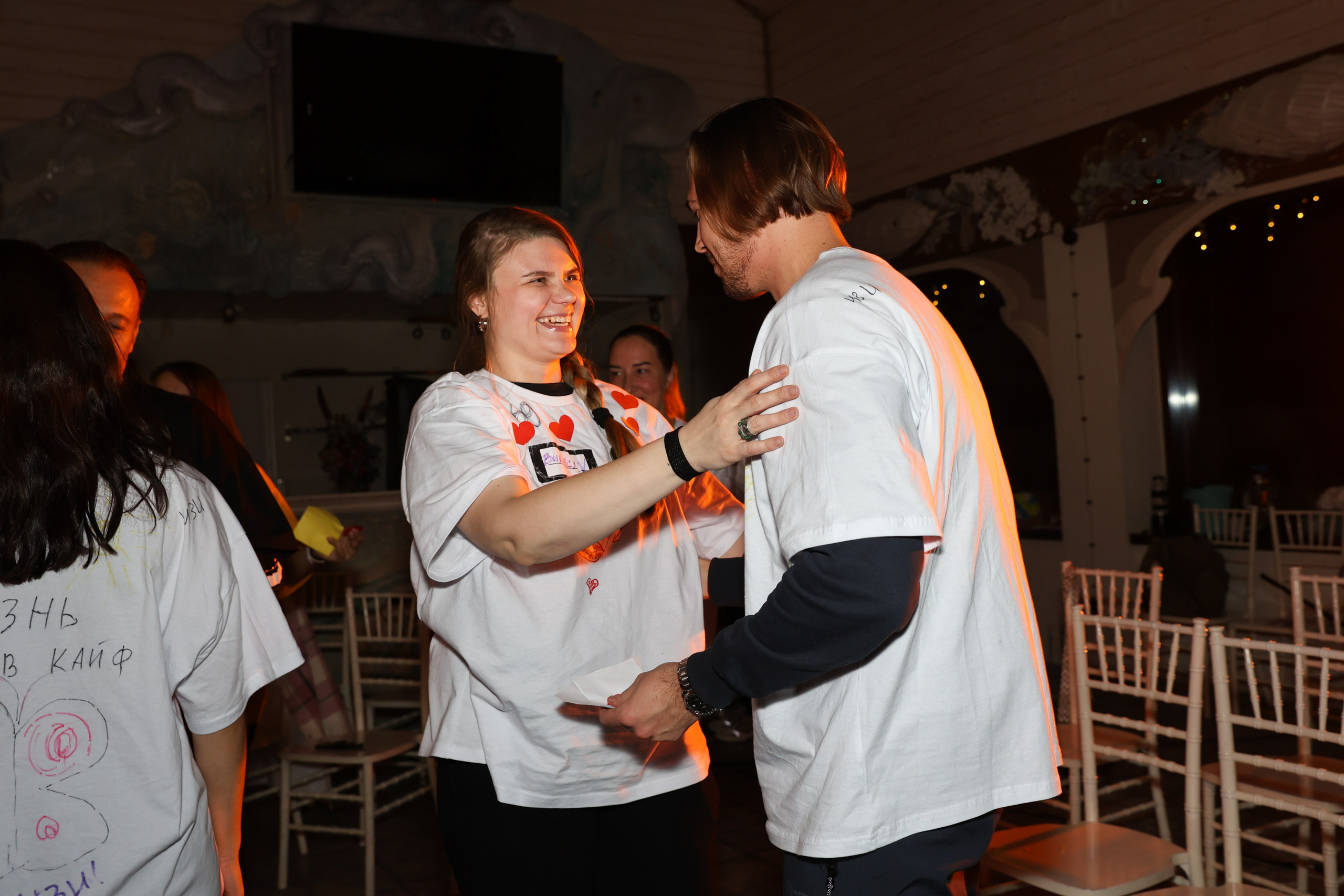 Тиндер смена в лагере для взрослых «Изи». Фотограф Дарья Попова