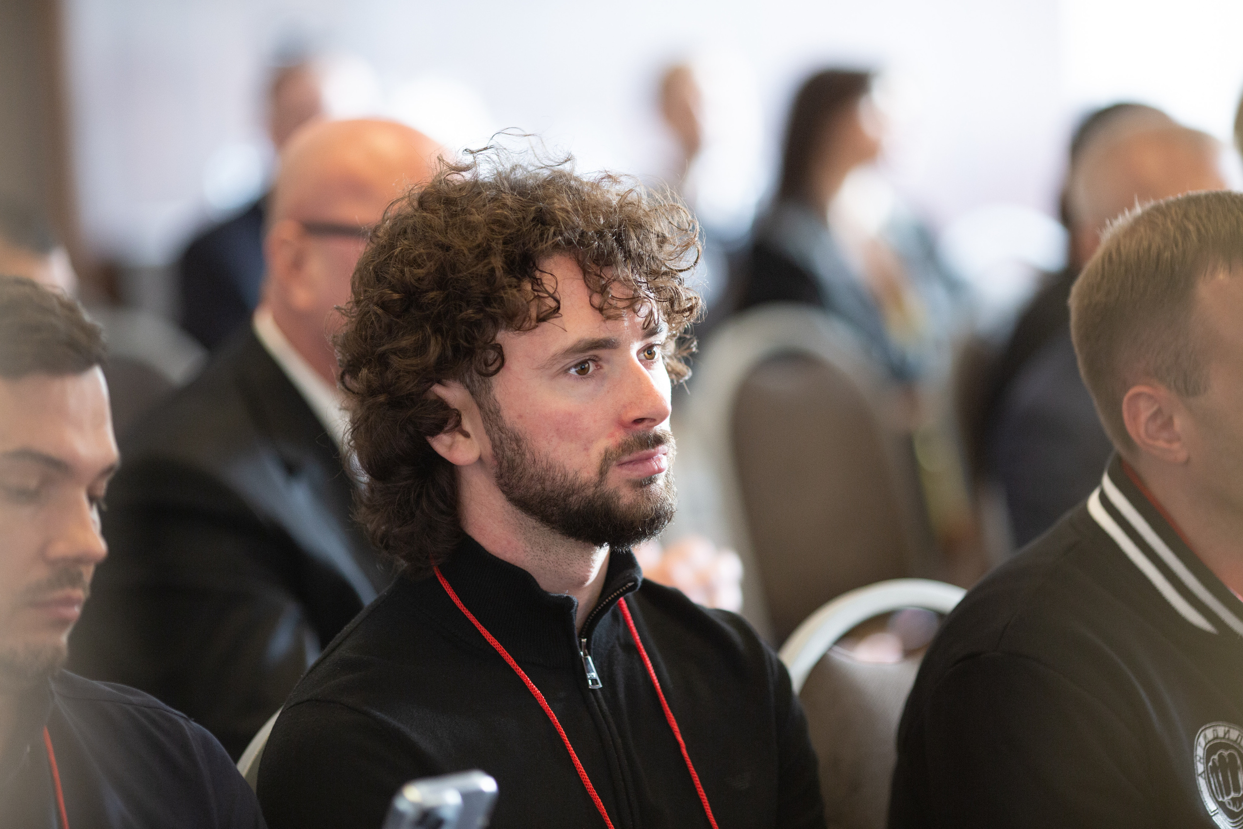 Форум АнтиДилер. Свадебный и семейный фотограф