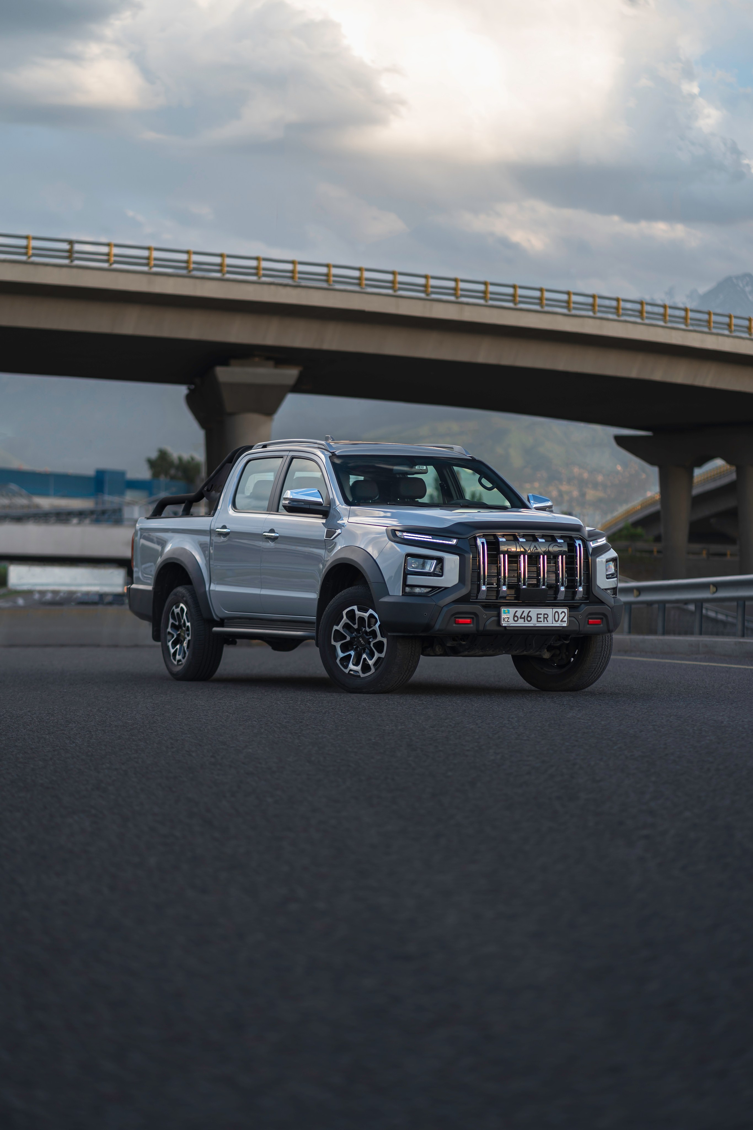 JAC T8 Pro. Чен Станислав | Автомобильный фотограф | Алматы, Казахстан