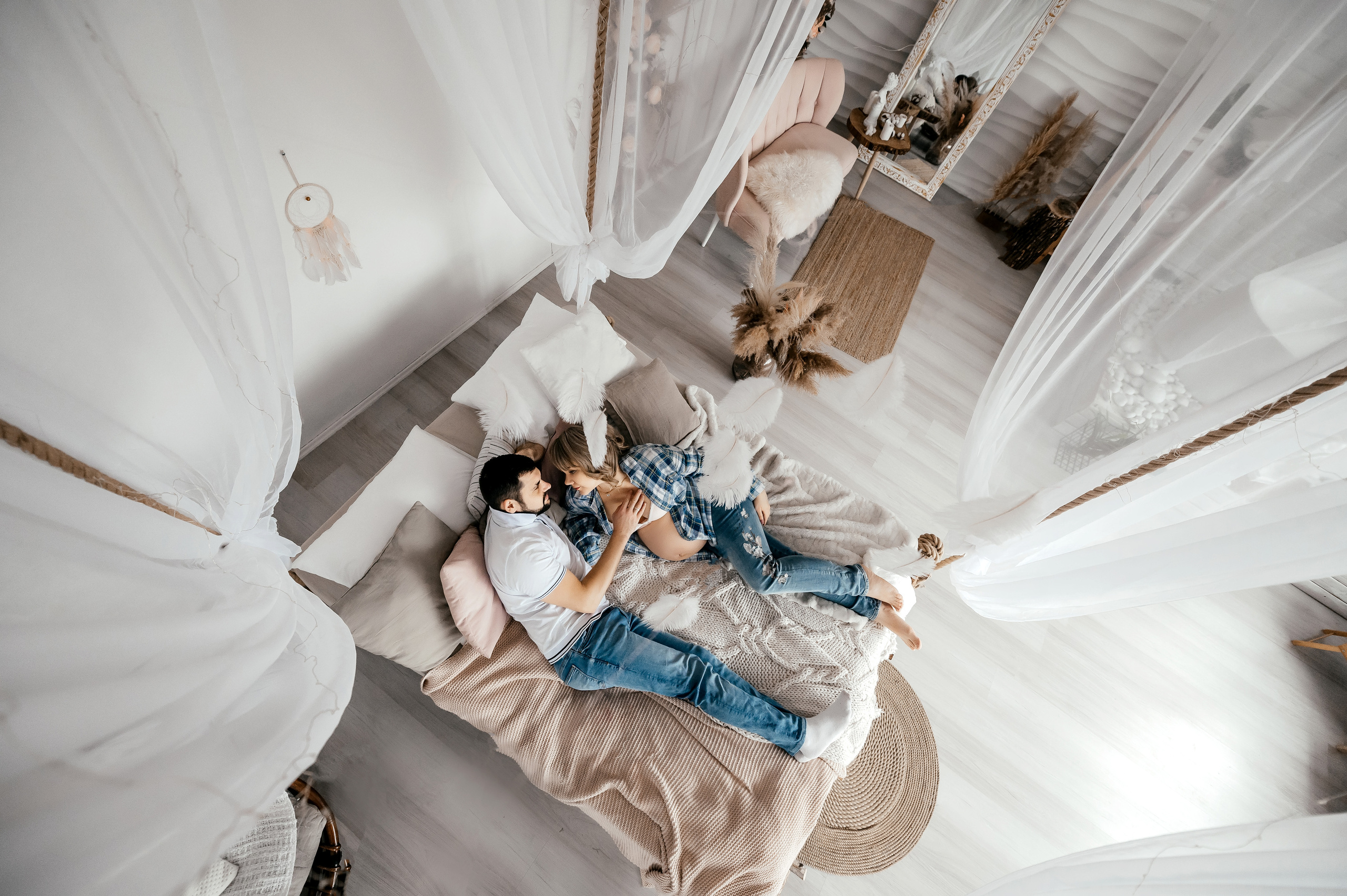 Иван + Алёна, фотостудия Location. Свадебный и семейный фотограф Виктория Носачёва. Щелково, Москва и МО