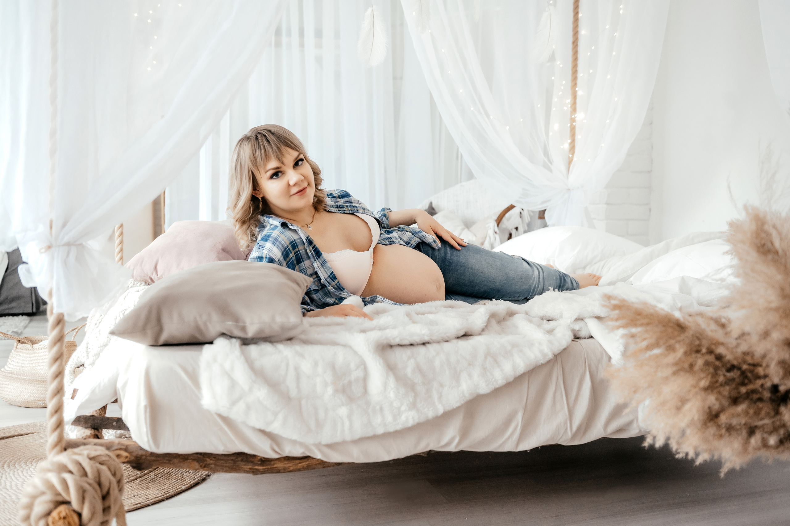 Иван + Алёна, фотостудия Location. Свадебный и семейный фотограф Виктория Носачёва. Щелково, Москва и МО