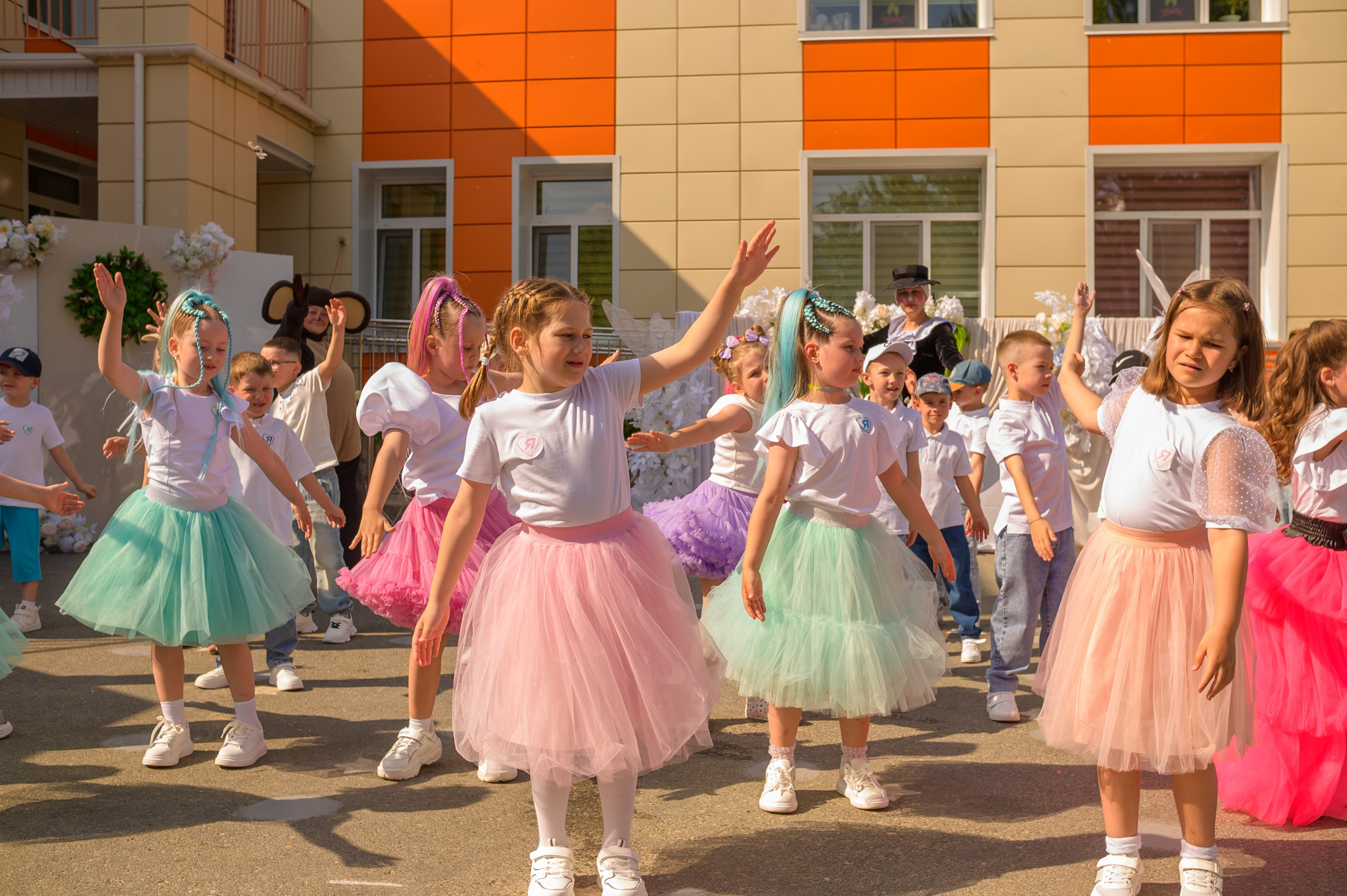 Репортаж выпускного группа «Фантазёры» 3 садик. Фотограф новорожденных, семейный детский в Тюмени Татьяна Морозова
