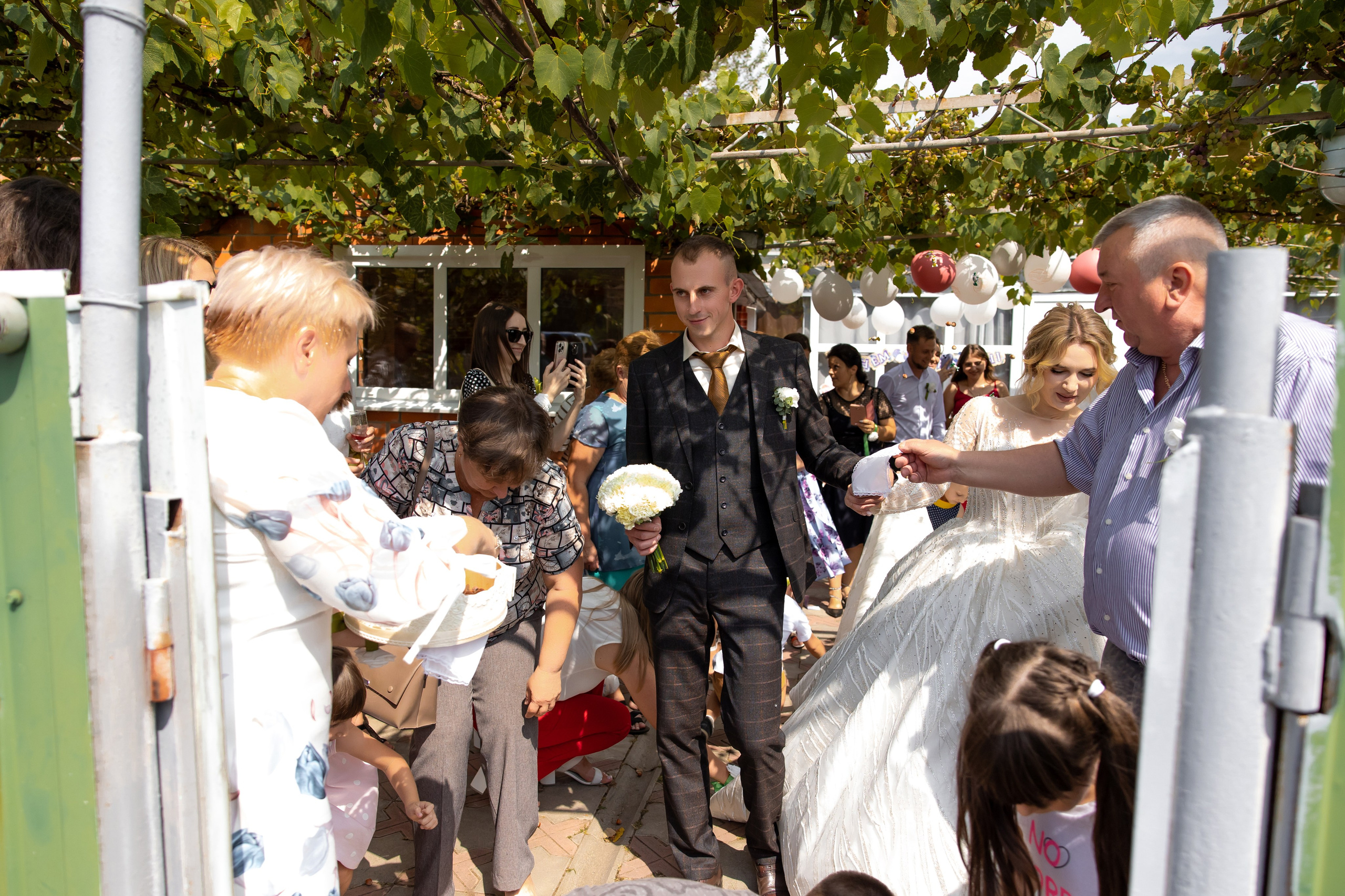 Виталий и Софья. Видеосьемка, фотосьемка свадеб, юбилеев, утренников в Краснодарском кр