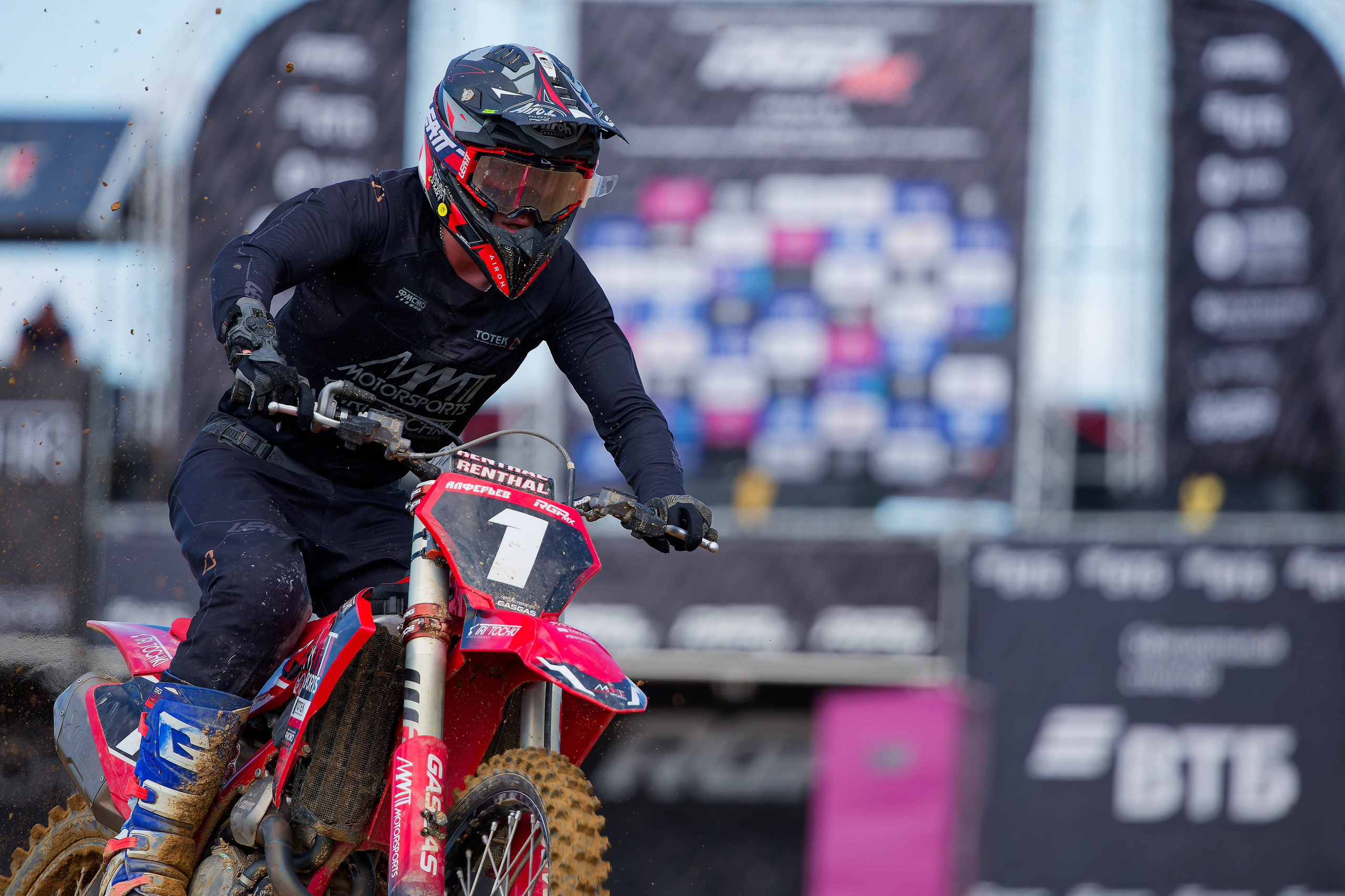 4-й этап Чемпионата России по мотокроссу серии RGP MX. Спортивный фотограф в Санкт-Петербурге Илья Vacool