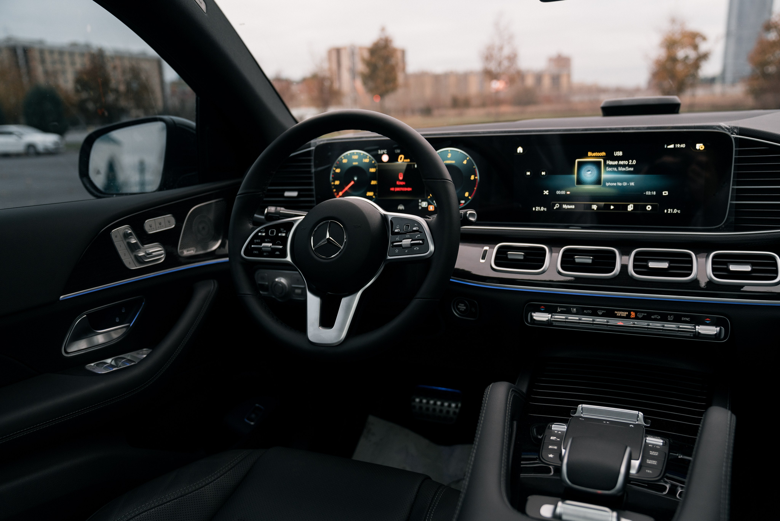 Mercedes-Benz GLE 400D. Идеальные портреты для соцсетей — Фотограф Ленар