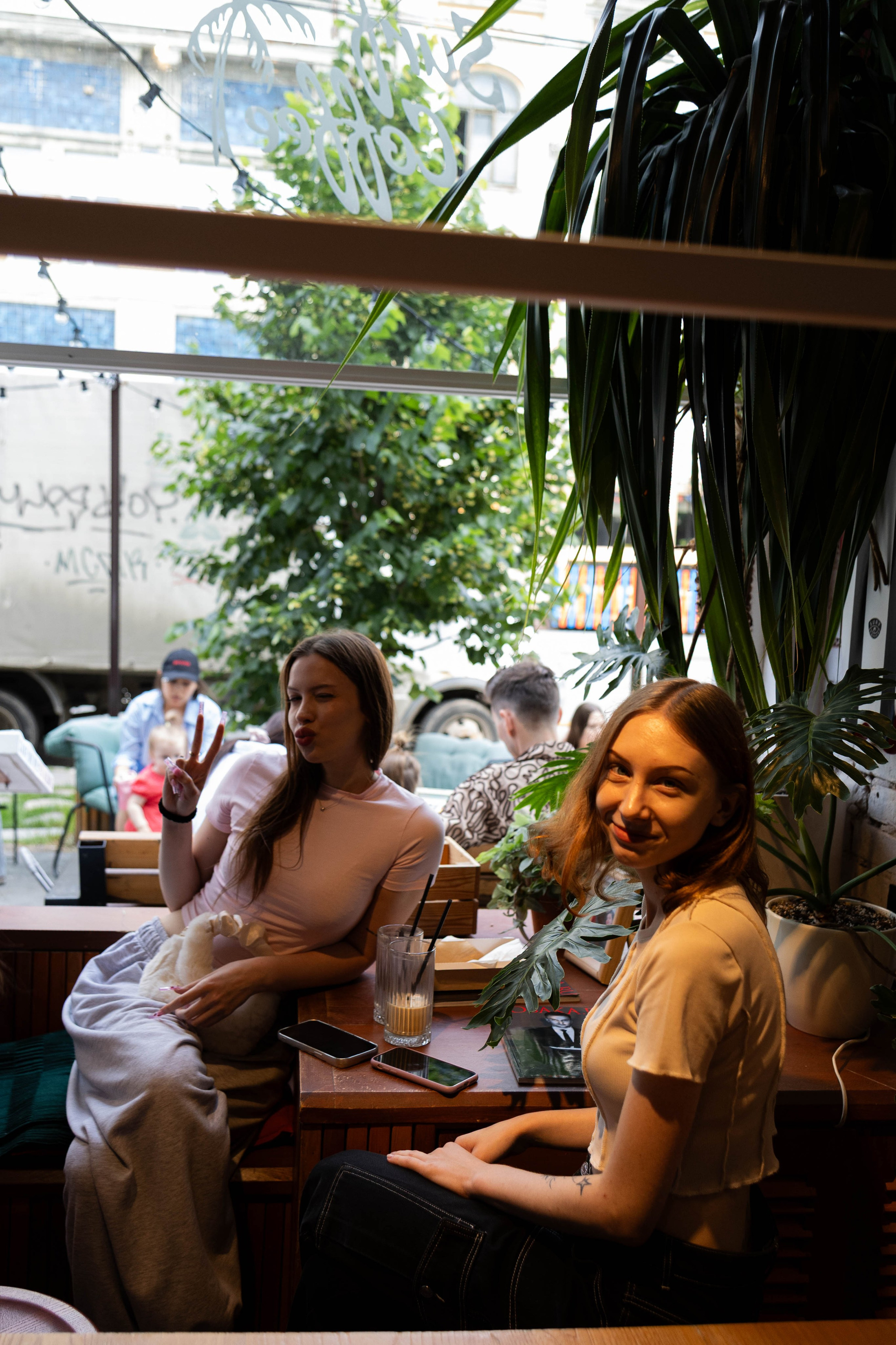 Утренняя вечеринка в Surf