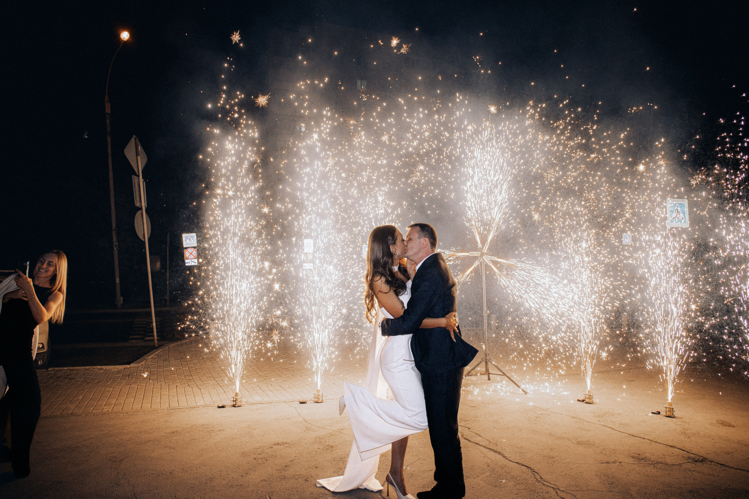 Свадебная фотосессия красивый банкет. Свадебный фотограф в Екатеринбурге Илья Корсаков