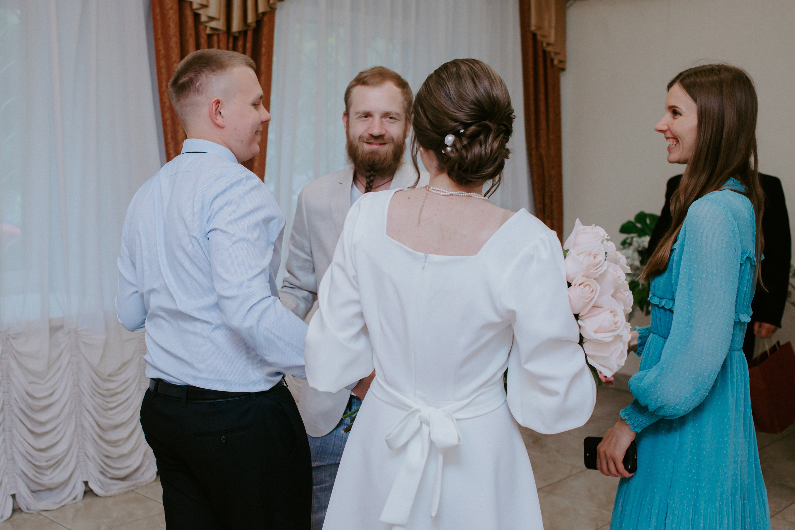 Загс и прогулка. Владислав и Екатерина. Фотограф в Челябинске Ополихина Анна