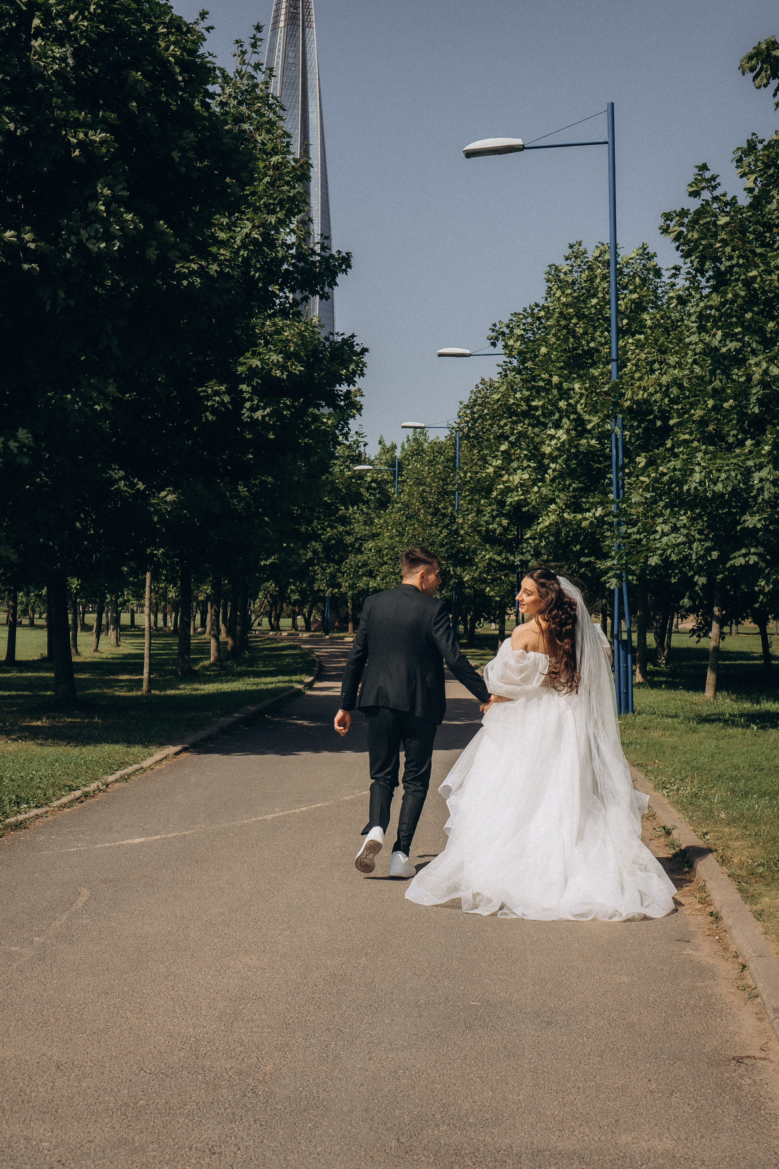 СВАДЕБНАЯ СЬЕМК В ПАРКЕ 300-ЛЕТИЯ. Профессиональный фотограф, Санкт-Петербург — Виктория Богомолова