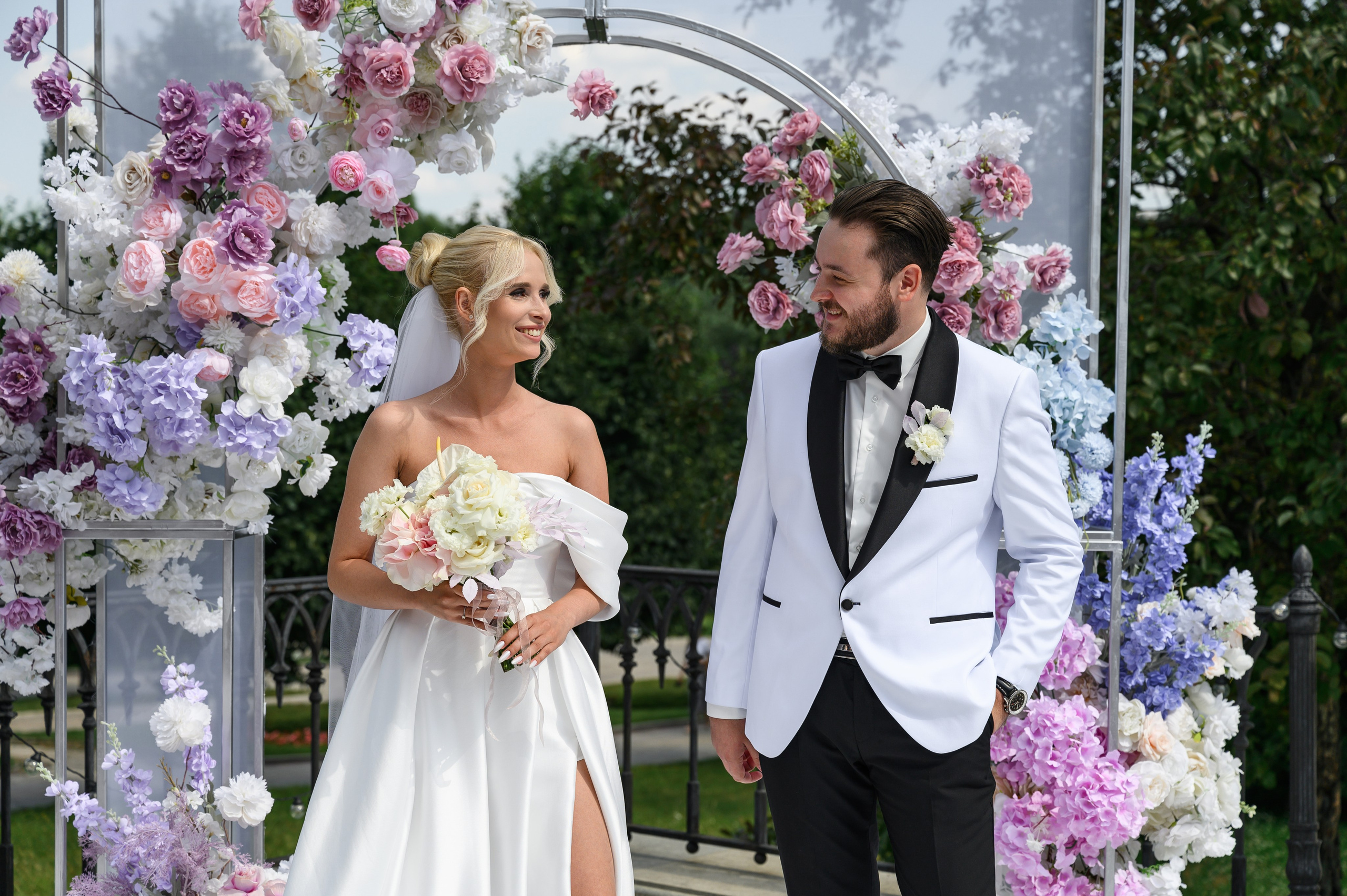 Свадебная фотосессия в Марриотт Империал Плаза. Свадебный фотограф Москва Юрий Кульман