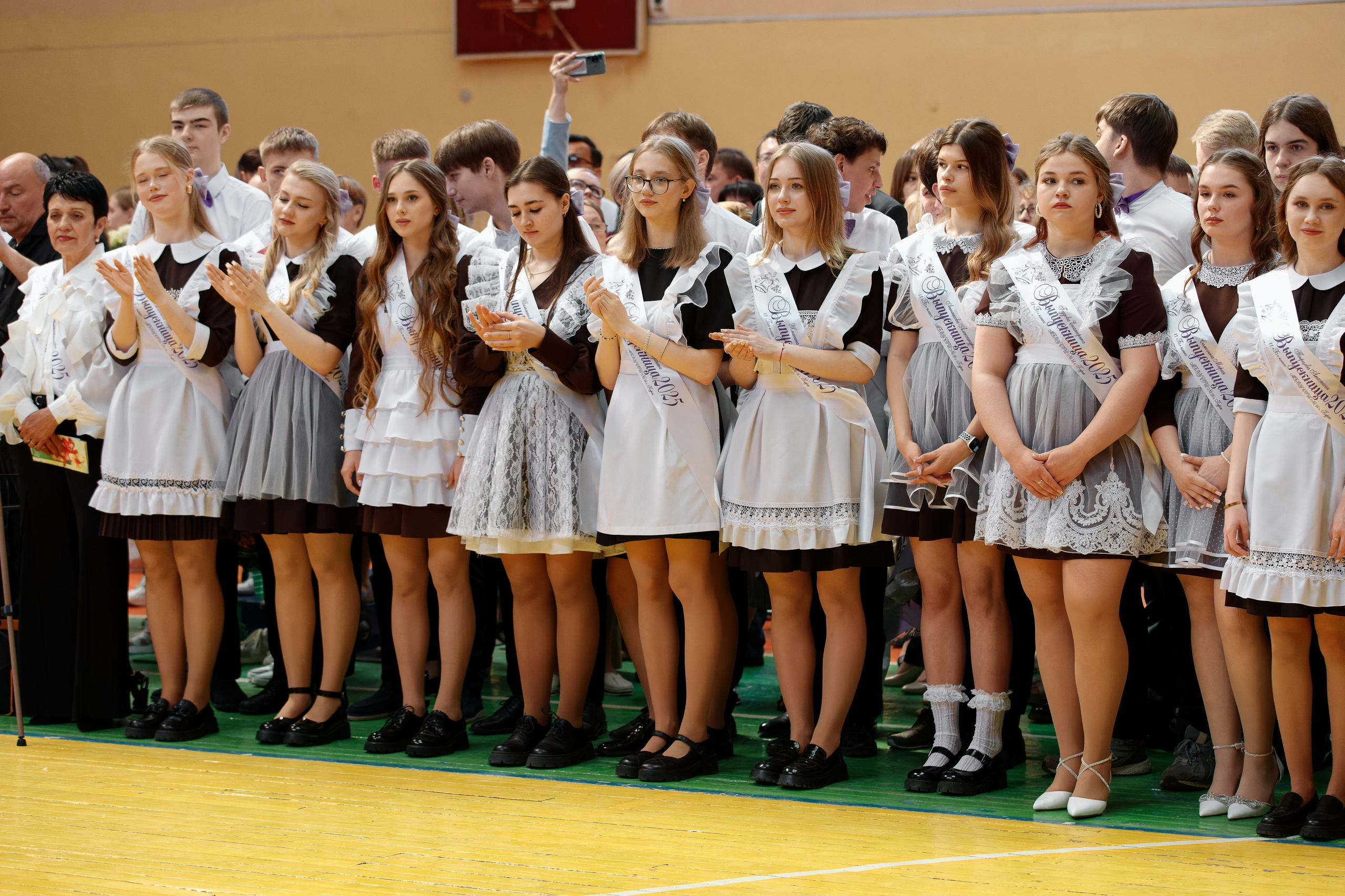 Последний звонок Школа № 42. Семейный фотограф — Макс Белогрудов