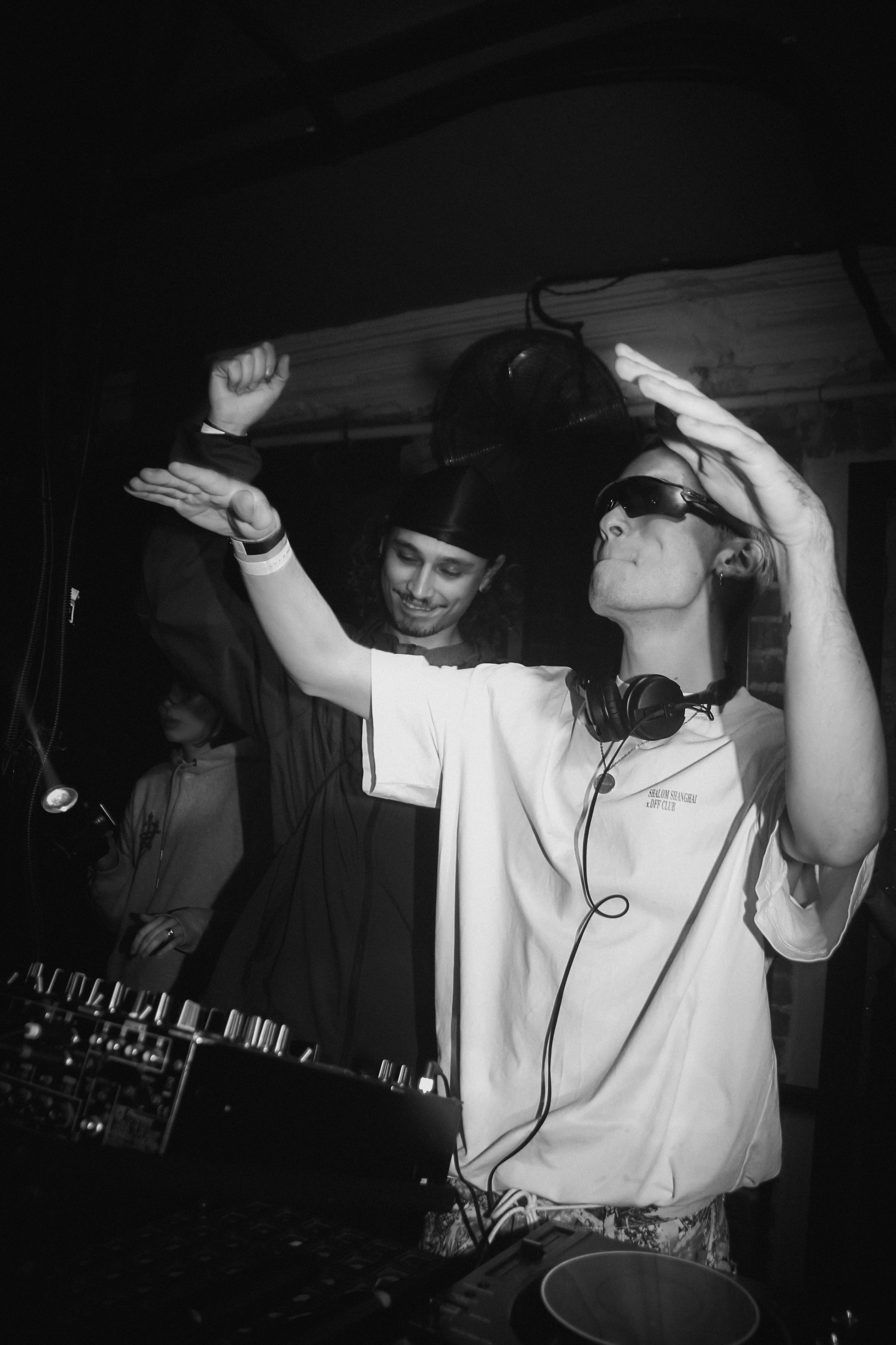 Бар «Ставников» мероприятие MOSHPIT FUNK & Friends. RONNY photo | фотограф Екатеринбург — Санкт-Петербург