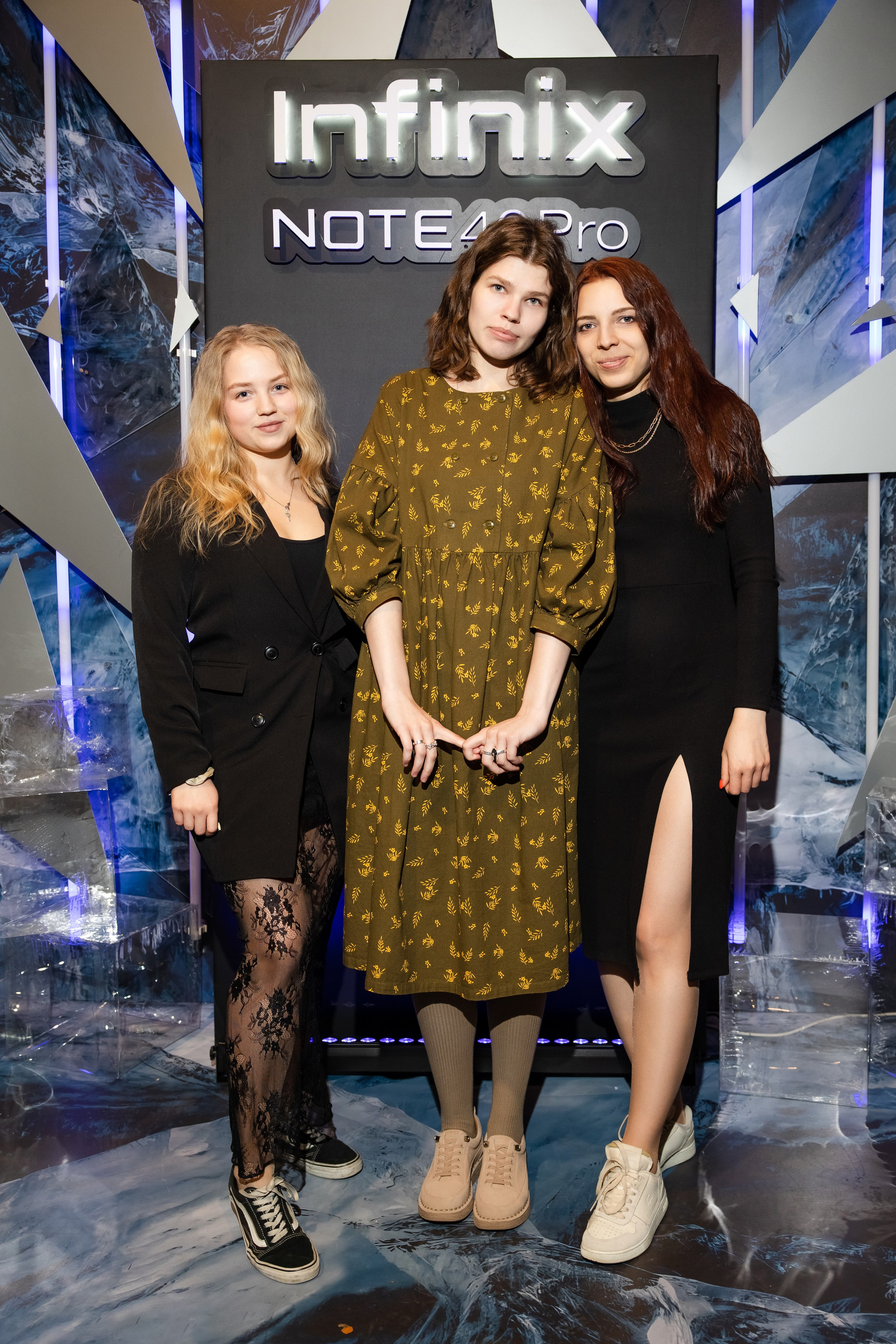 Презентация Infinix. Свадебный репортажный фотограф в Москве