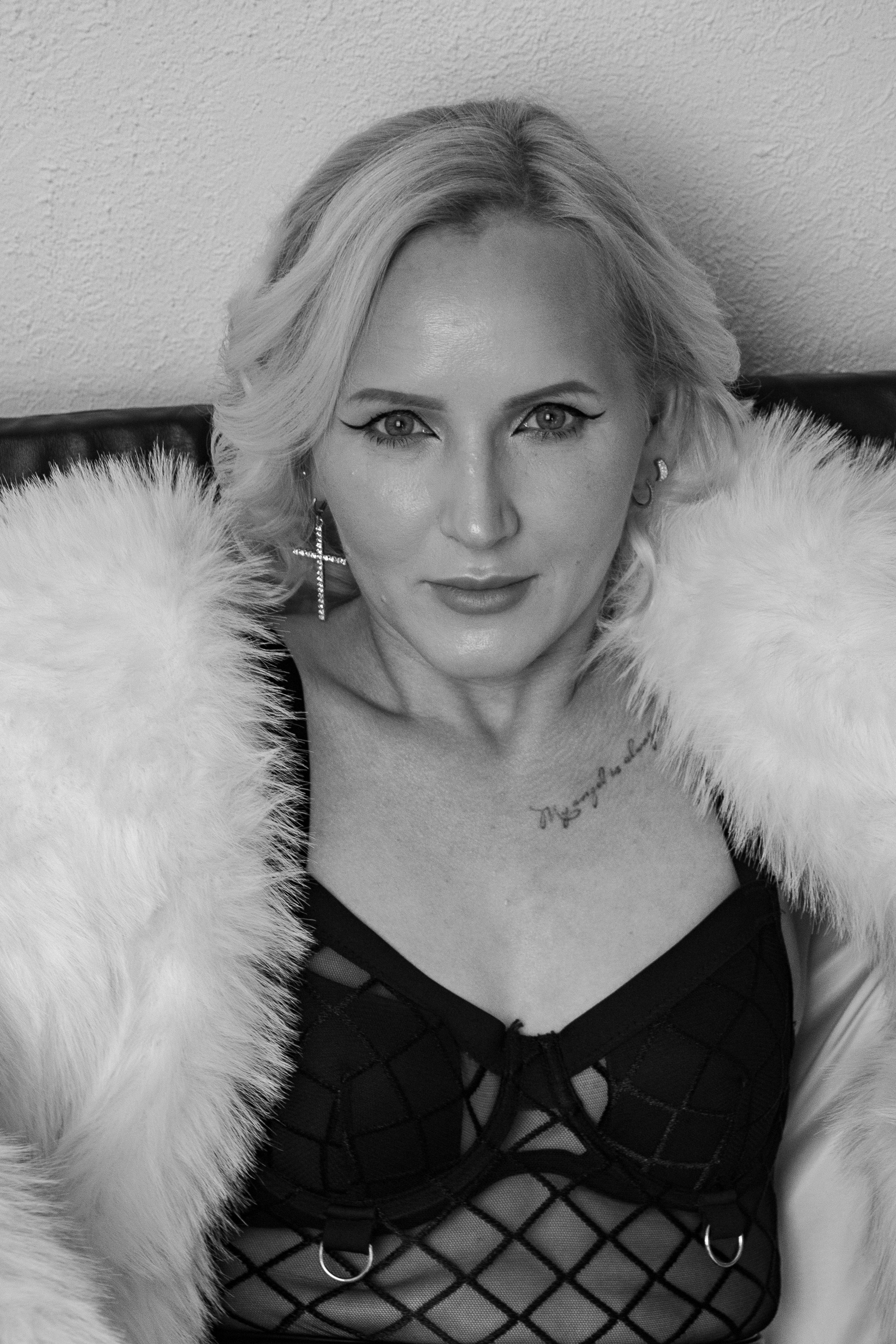 Студия (индивидуальная съемка). Разноплановый фотограф в Москве