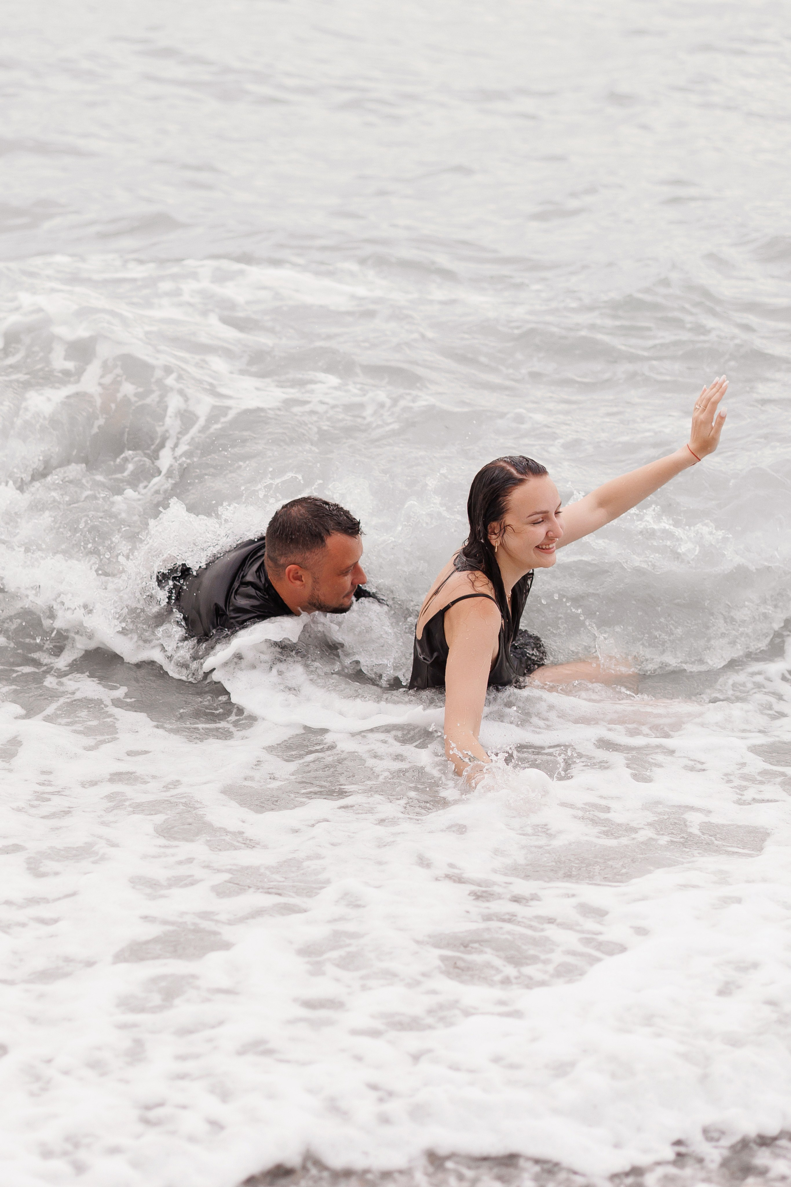 Парная фотосессия у моря. Свадебный и семейный фотограф в Сочи Денис Вялов