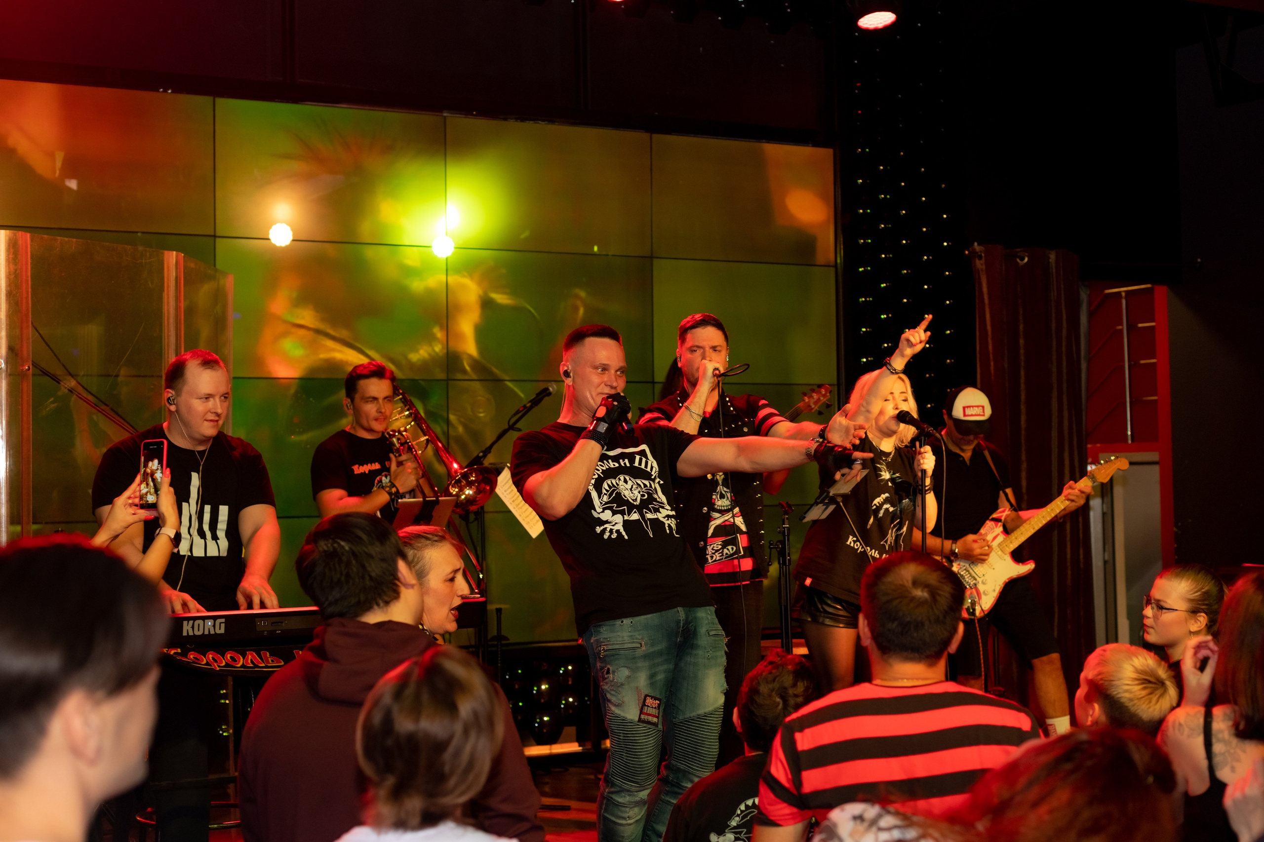 ЮБИЛЕИ, БАНКЕТЫ