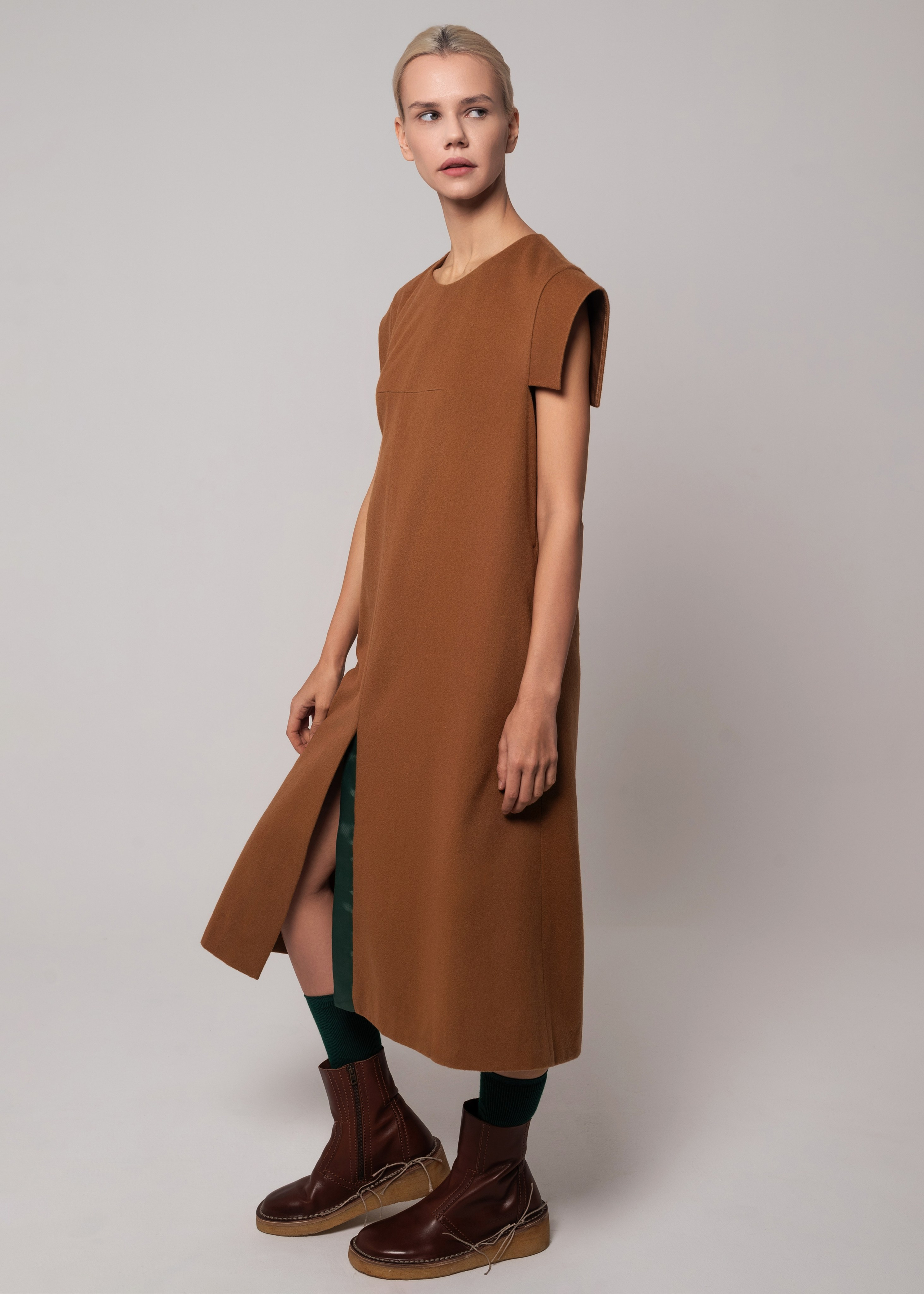 ModFled (каталог). Фотограф Москва Виктория Вишневская актерское / модельное портфолио