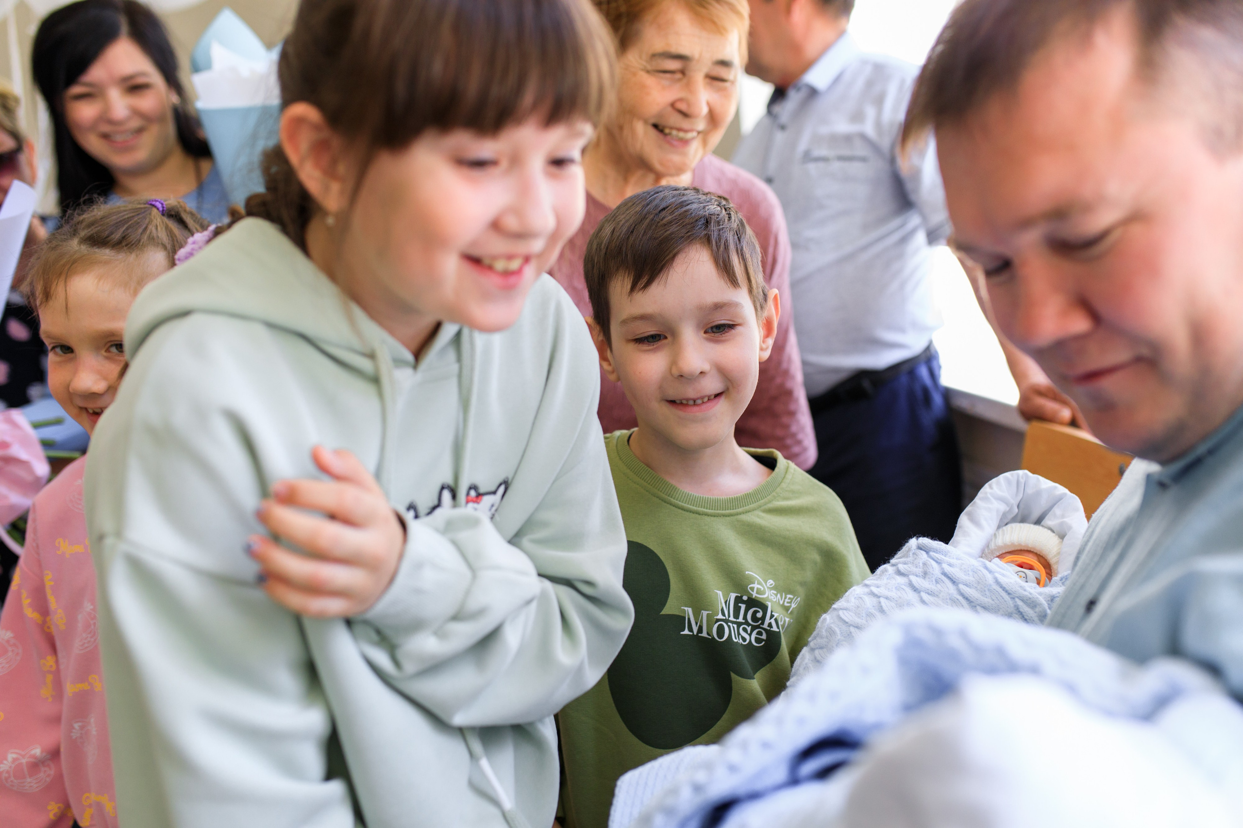 Съемка выписки из роддома. Фотограф в Уфе Ирина Идрисова