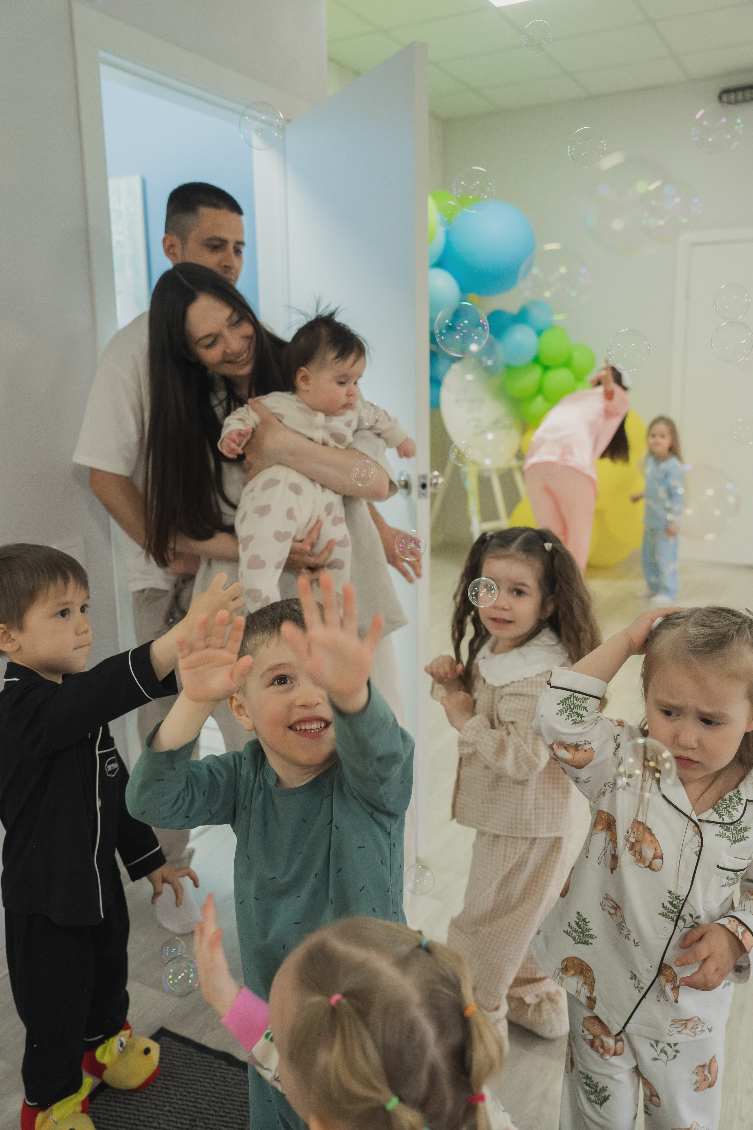 Детский день рождения в студии праздника. Семейный фотограф Екатеринбург Татьяна Девятых