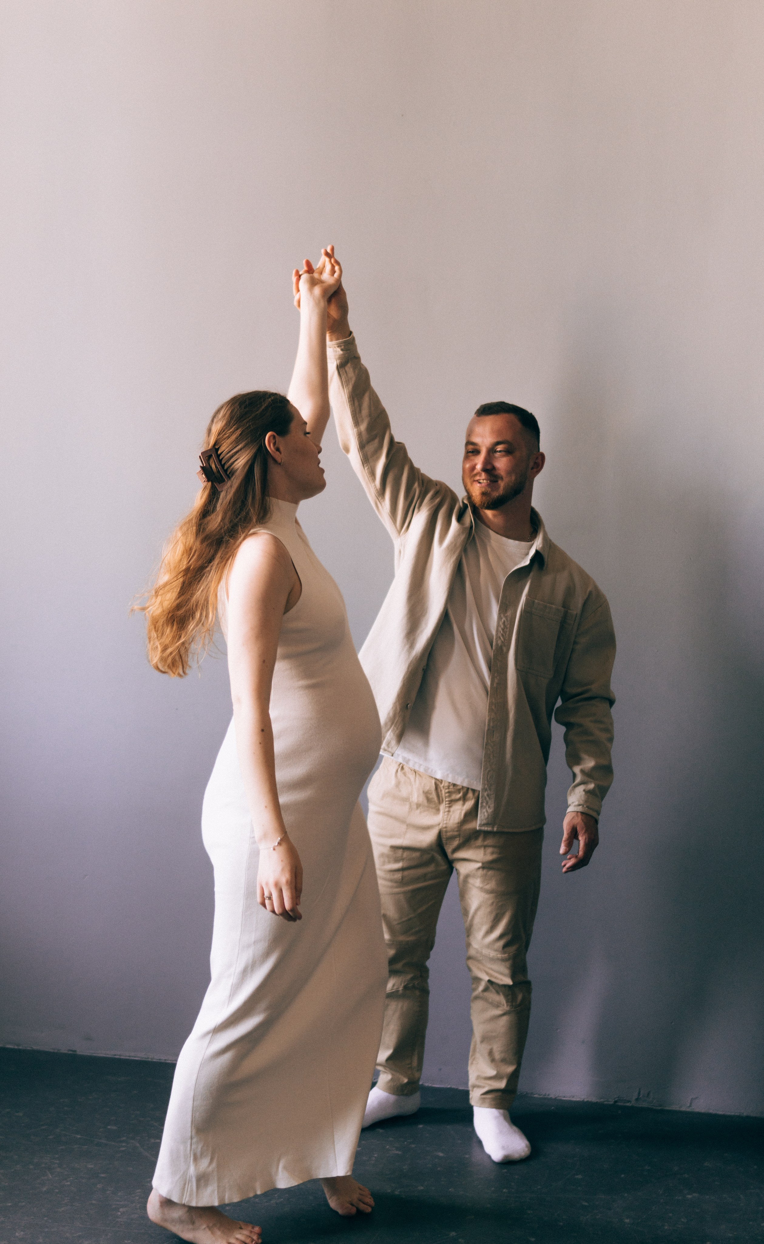 Студийная беременная фотосессия. Семейный, ньюборн фотограф, фотограф на роды в Москве, Виктория Тюльдюкова