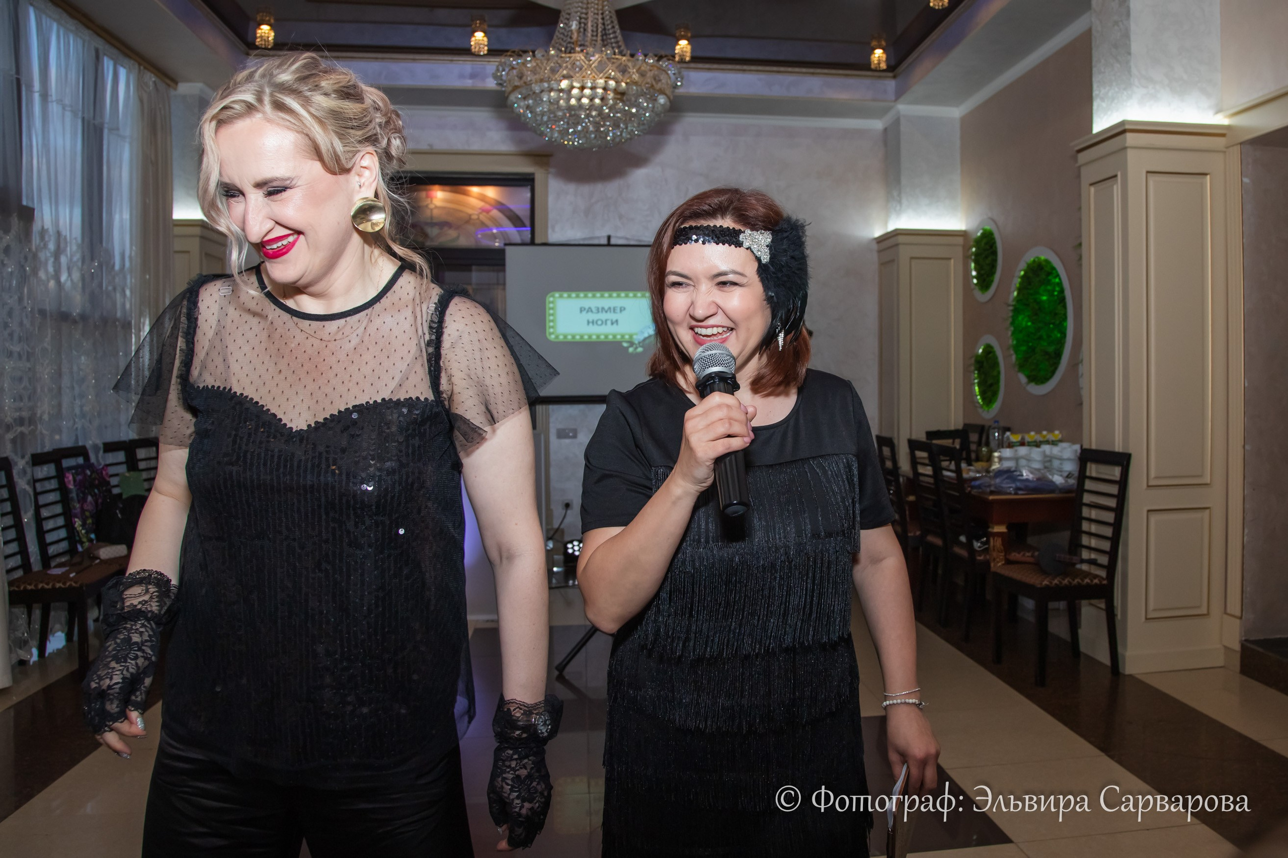 Гангстерская вечеринка в стиле 1920-х. Репортажный Фотограф