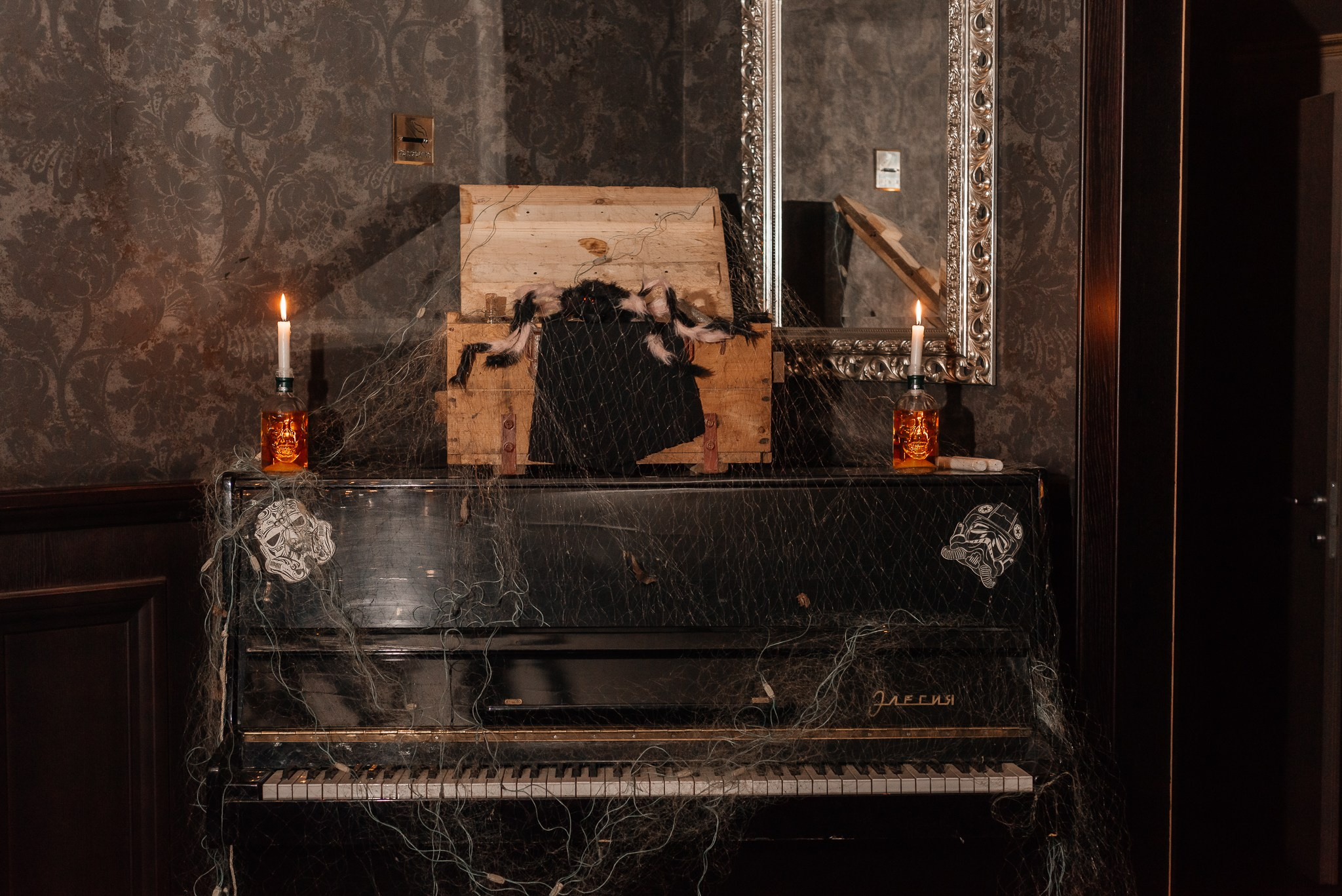 Halloween party в кальянной HookahPlace. Профессиональный пейзажный фотограф Новокрещенов Станислав