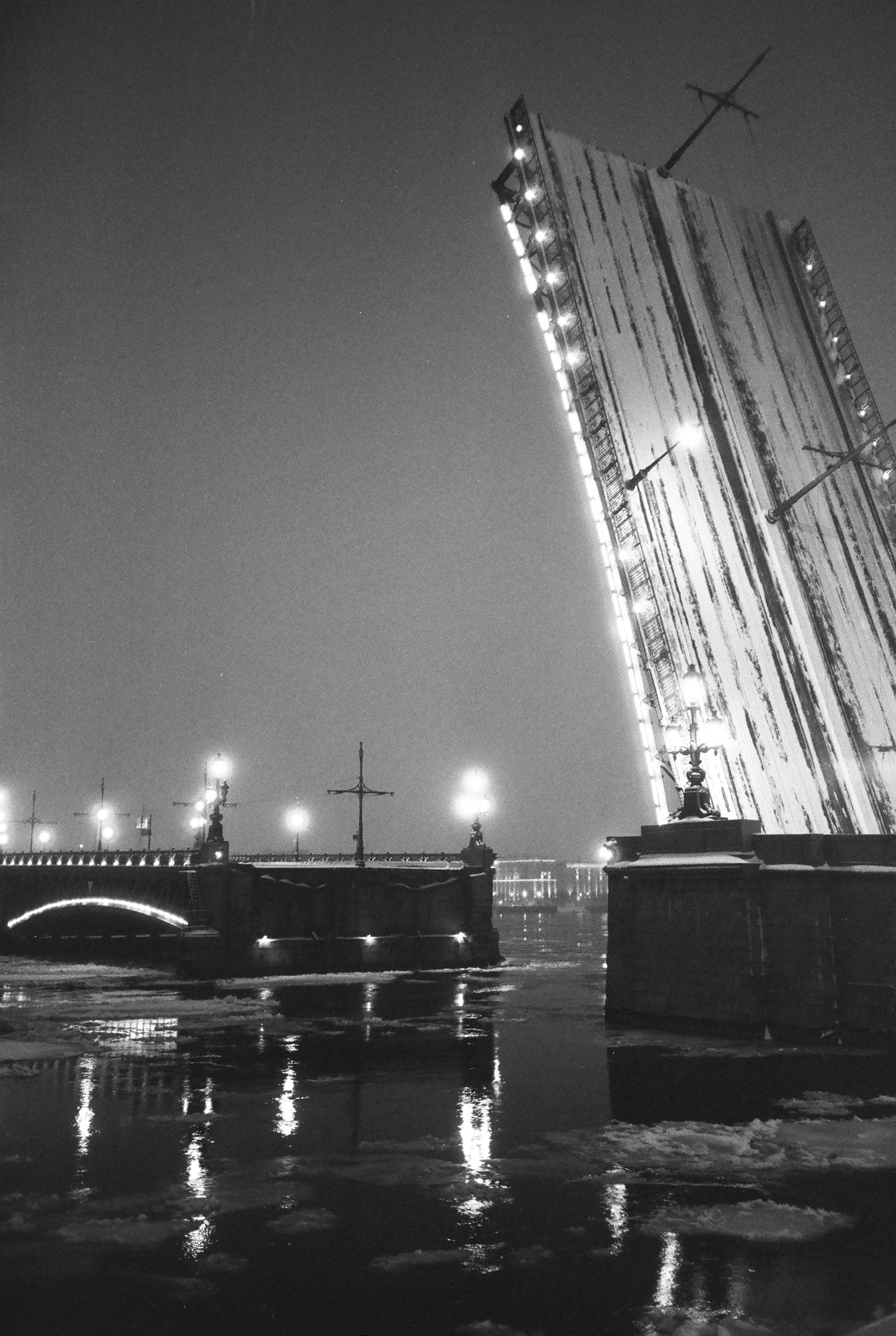 Фотографии черно-белые. Свадебный и семейный пленочный фотограф в Петербурге Истомина Ирина