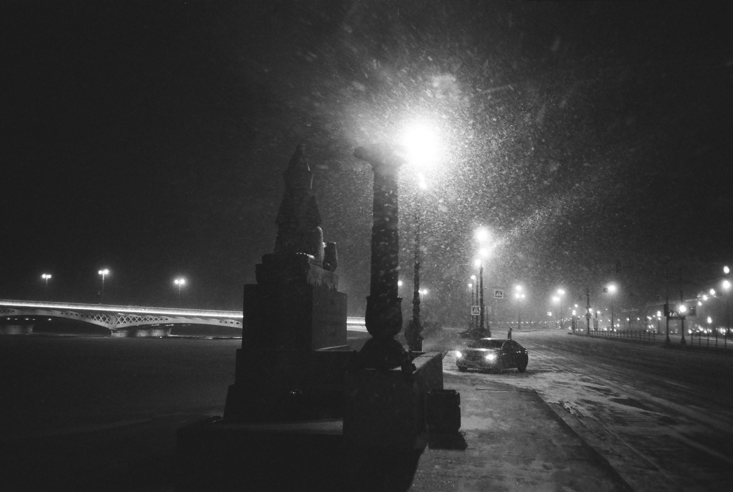 Фотографии черно-белые. Свадебный и семейный пленочный фотограф в Петербурге Истомина Ирина