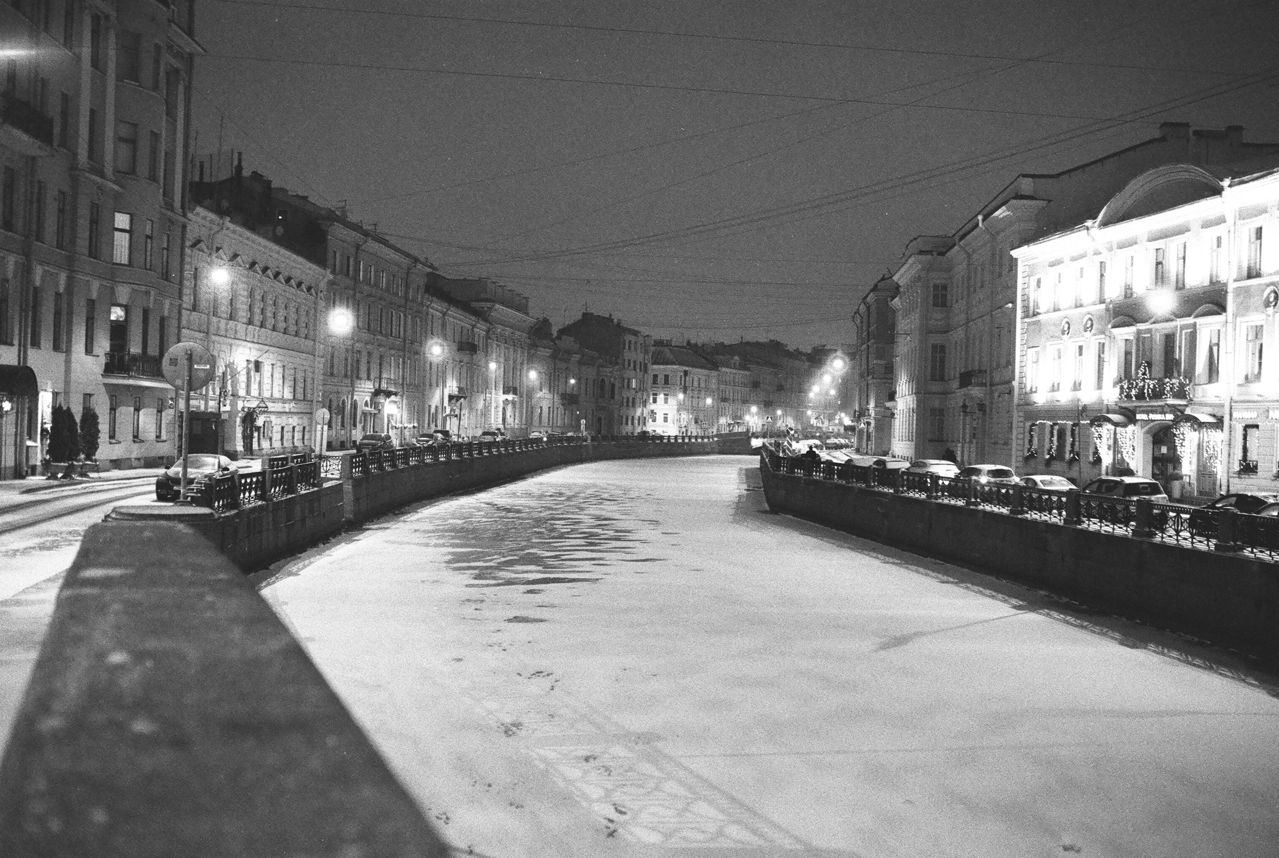 Фотографии черно-белые. Свадебный и семейный пленочный фотограф в Петербурге Истомина Ирина