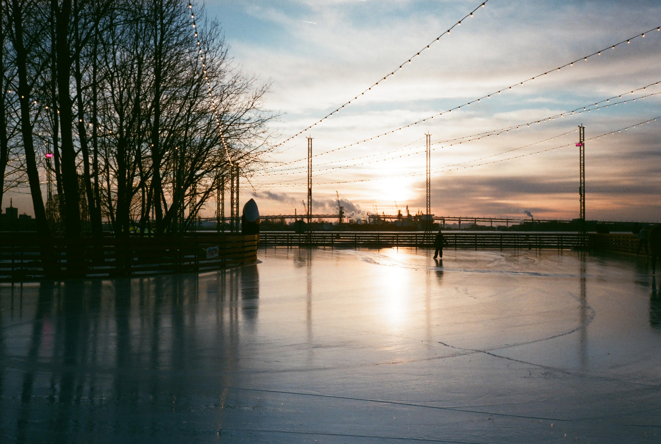 Фотографии цветные. Свадебный и семейный пленочный фотограф в Петербурге Истомина Ирина