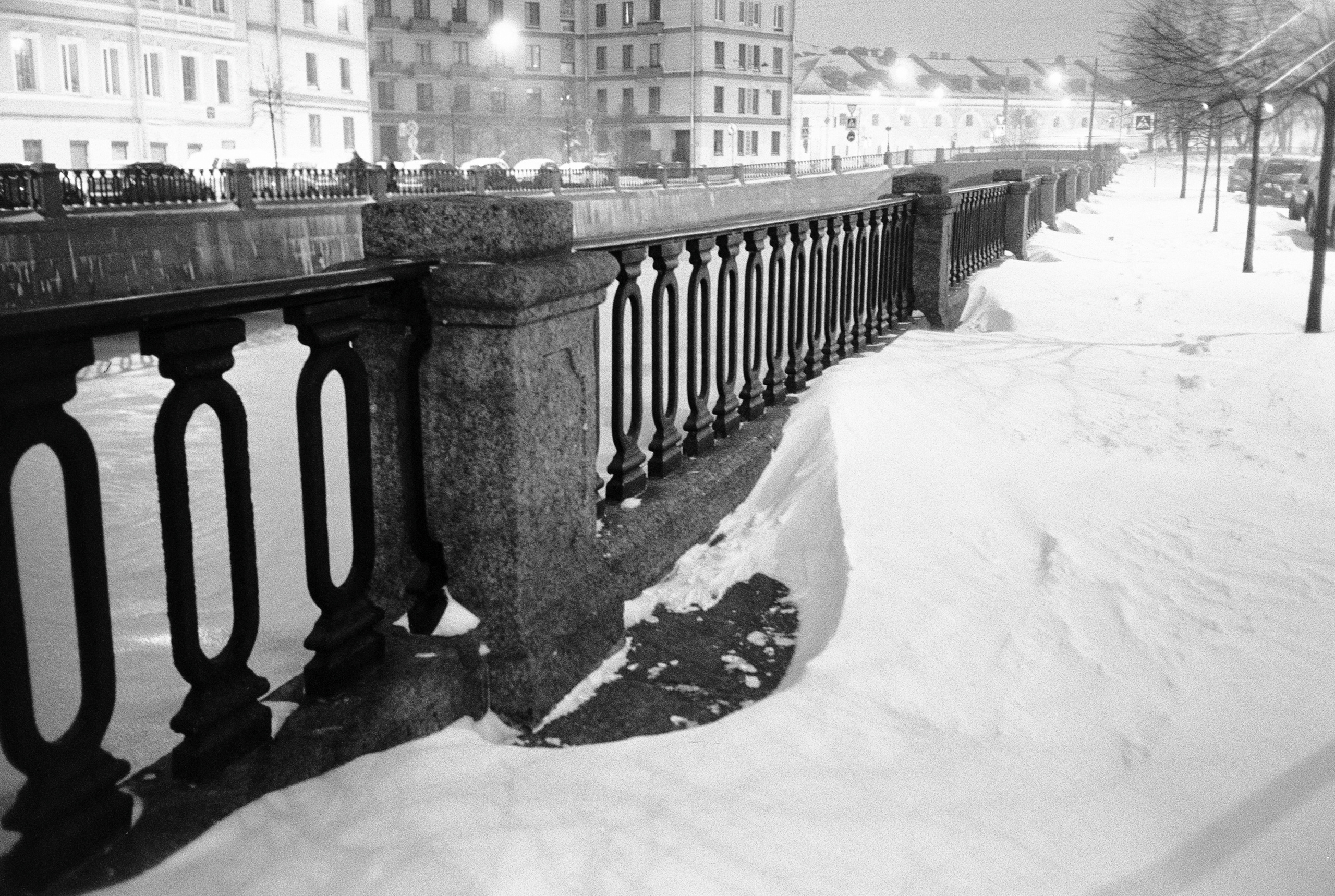 Фотографии черно-белые. Свадебный и семейный пленочный фотограф в Петербурге Истомина Ирина