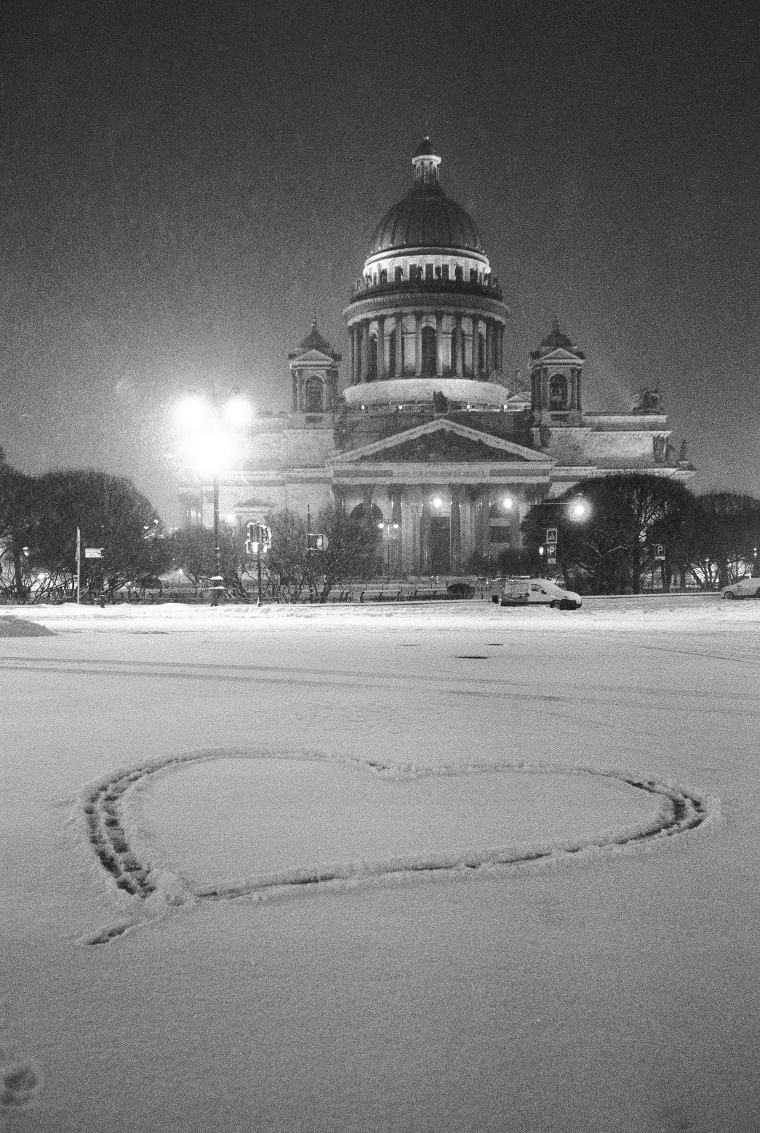 Фотографии черно-белые. Свадебный и семейный пленочный фотограф в Петербурге Истомина Ирина