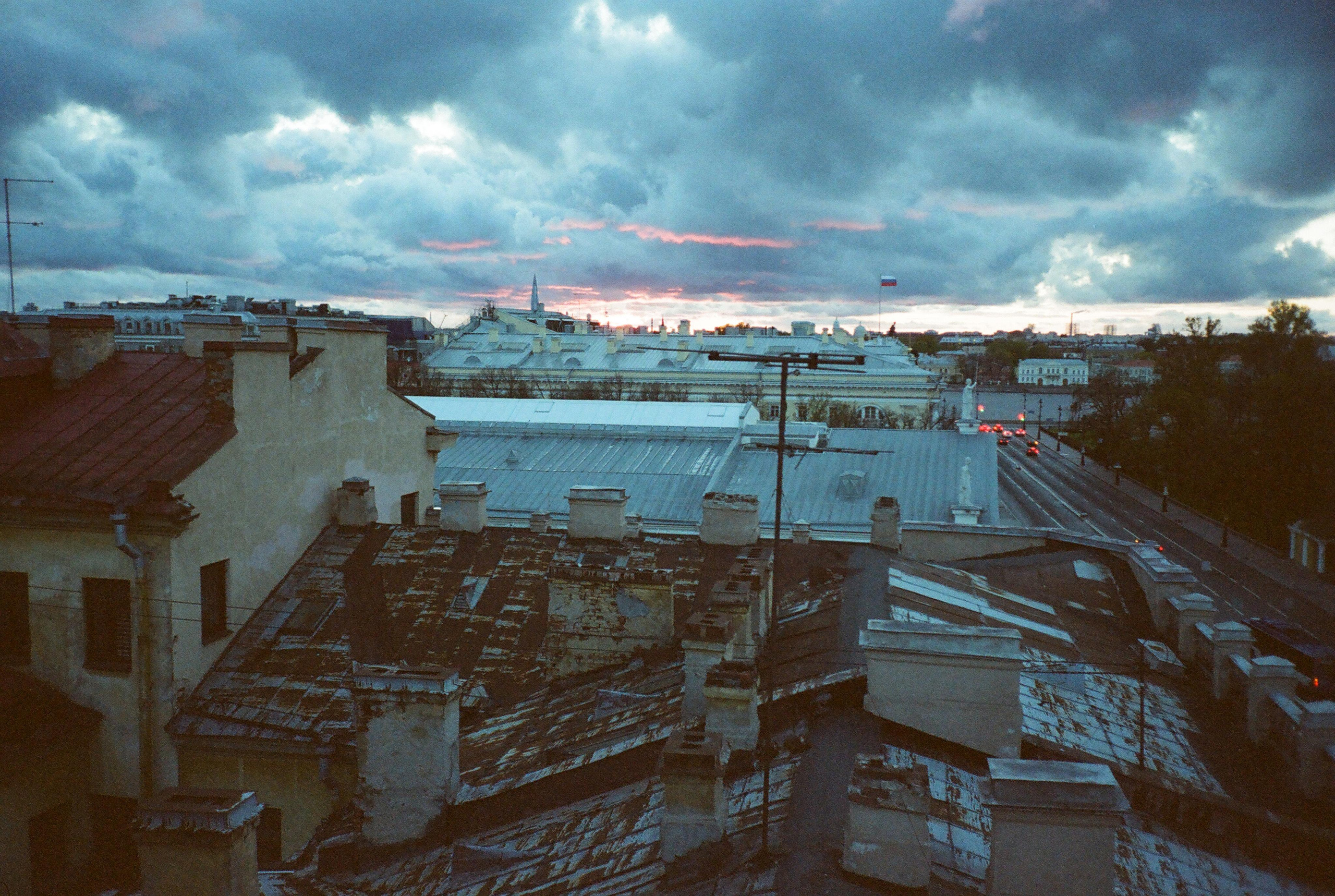 Фотографии цветные. Свадебный и семейный пленочный фотограф в Петербурге Истомина Ирина