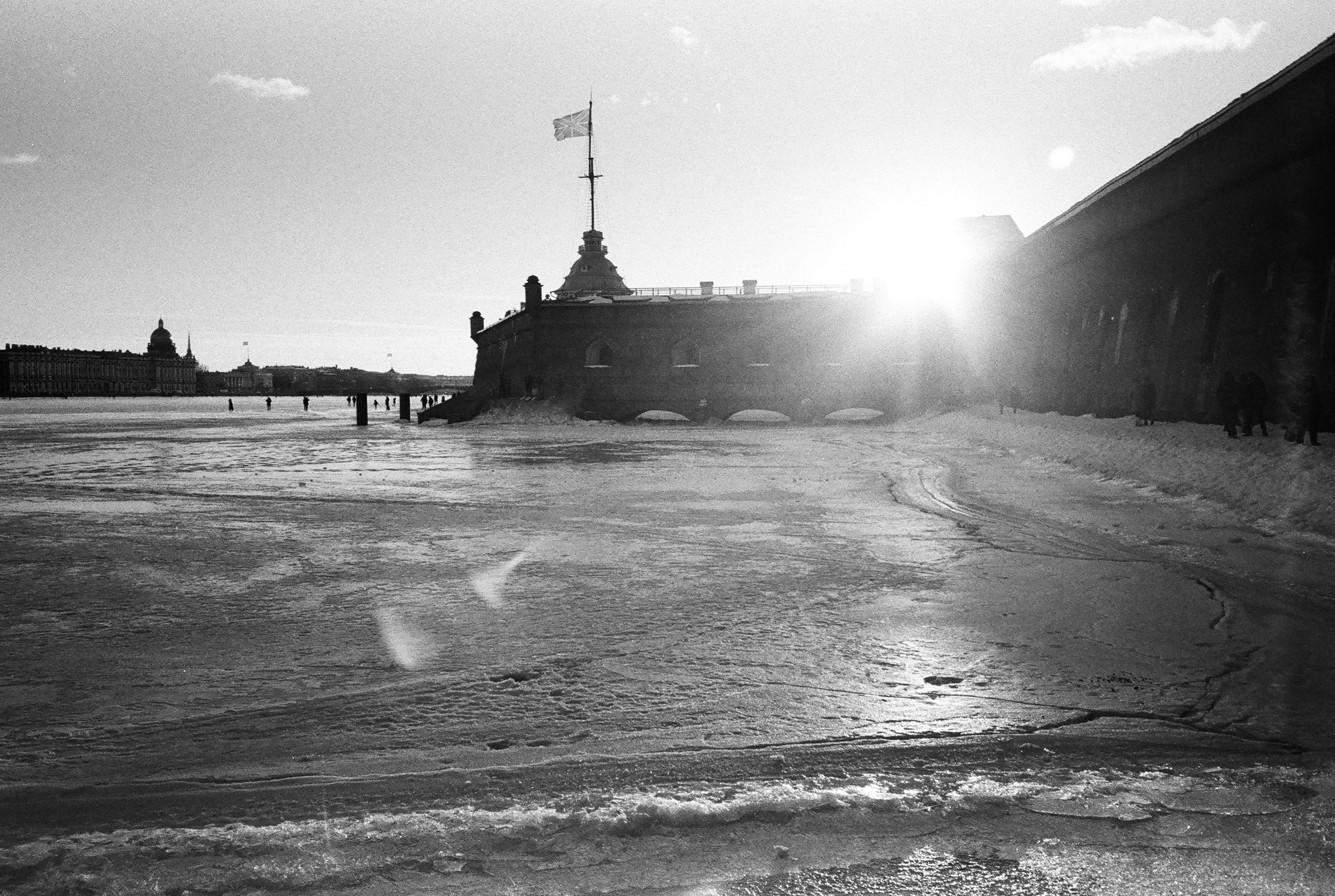 Фотографии черно-белые. Свадебный и семейный пленочный фотограф в Петербурге Истомина Ирина
