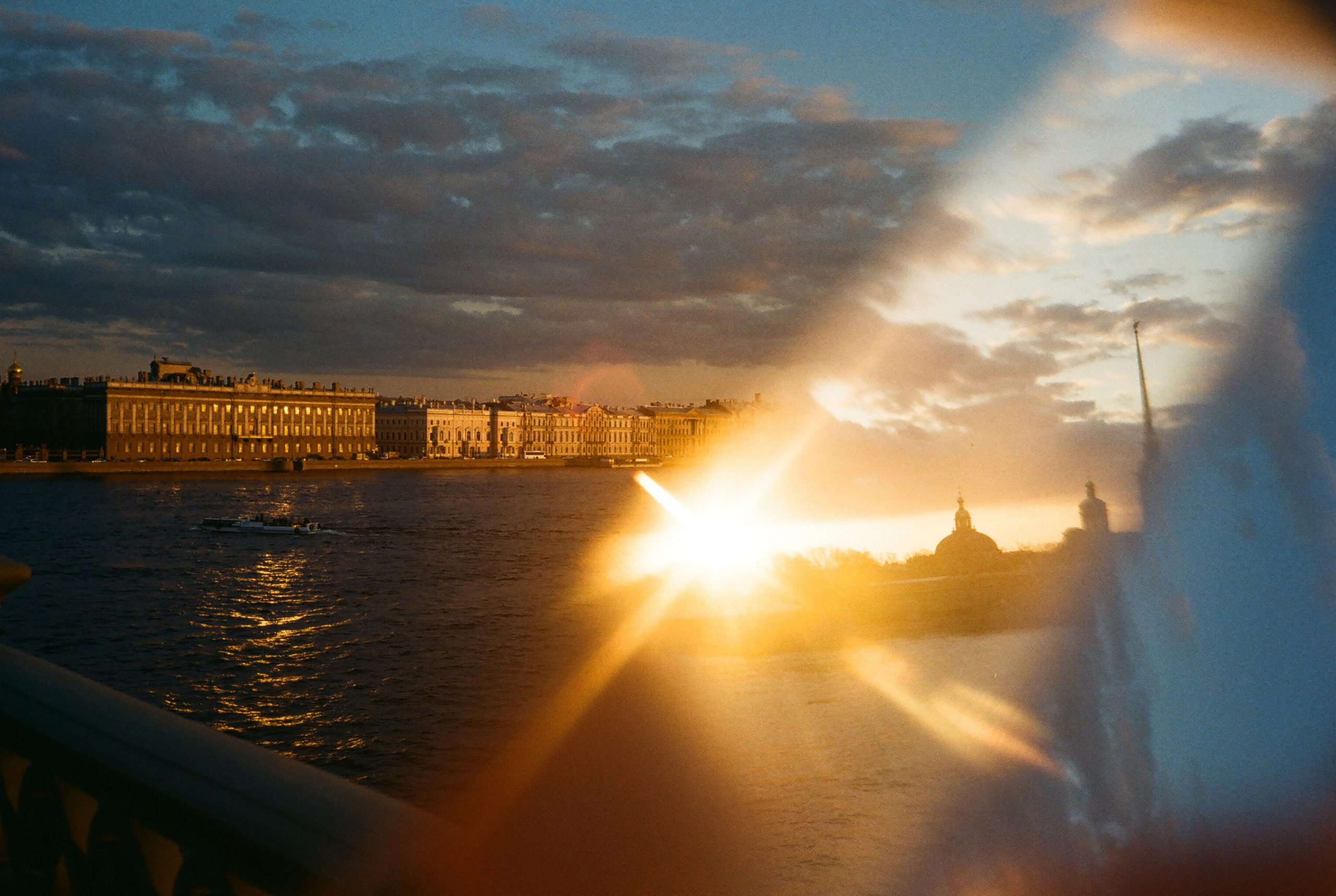 Фотографии цветные. Свадебный и семейный пленочный фотограф в Петербурге Истомина Ирина