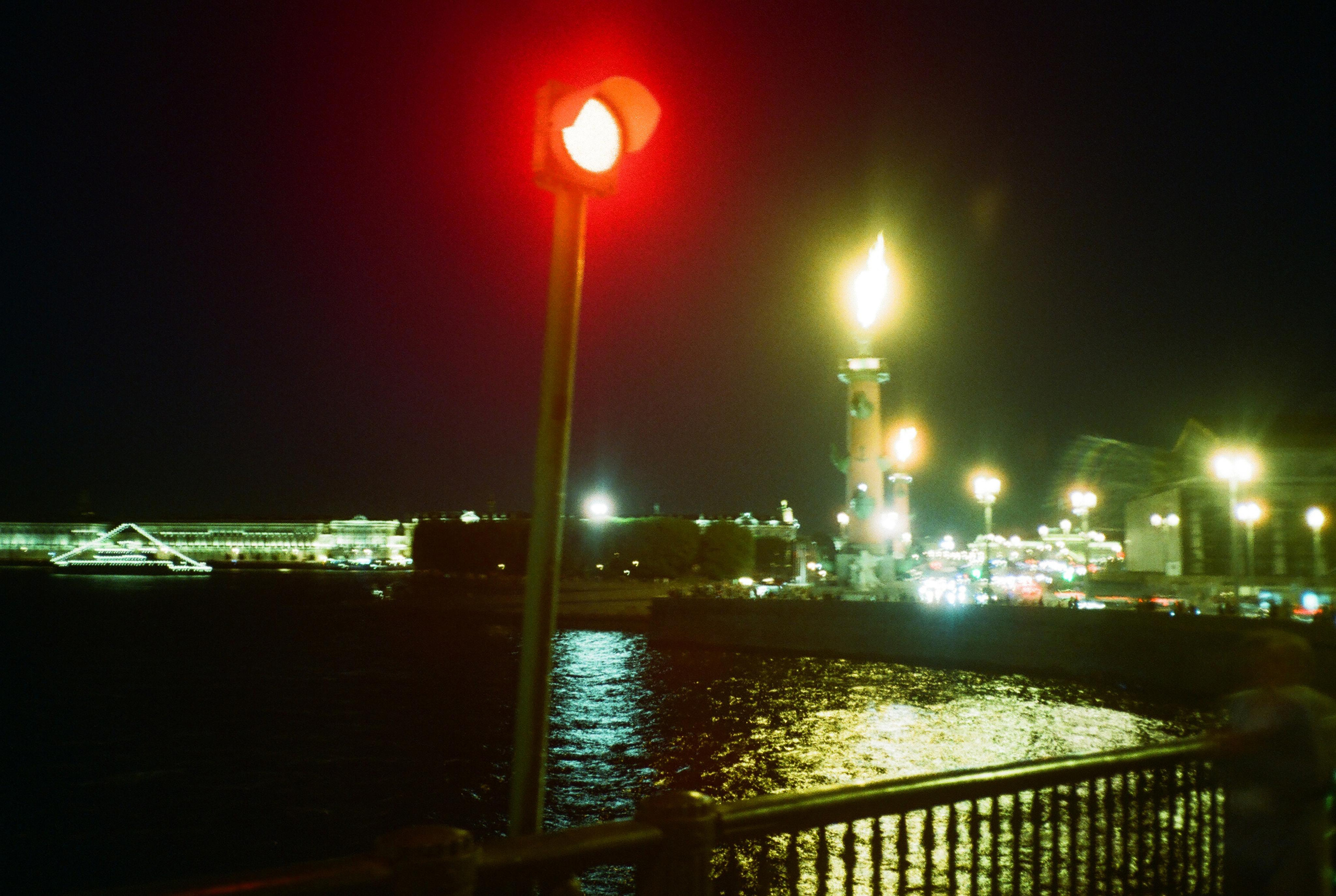 Фотографии цветные. Свадебный и семейный пленочный фотограф в Петербурге Истомина Ирина