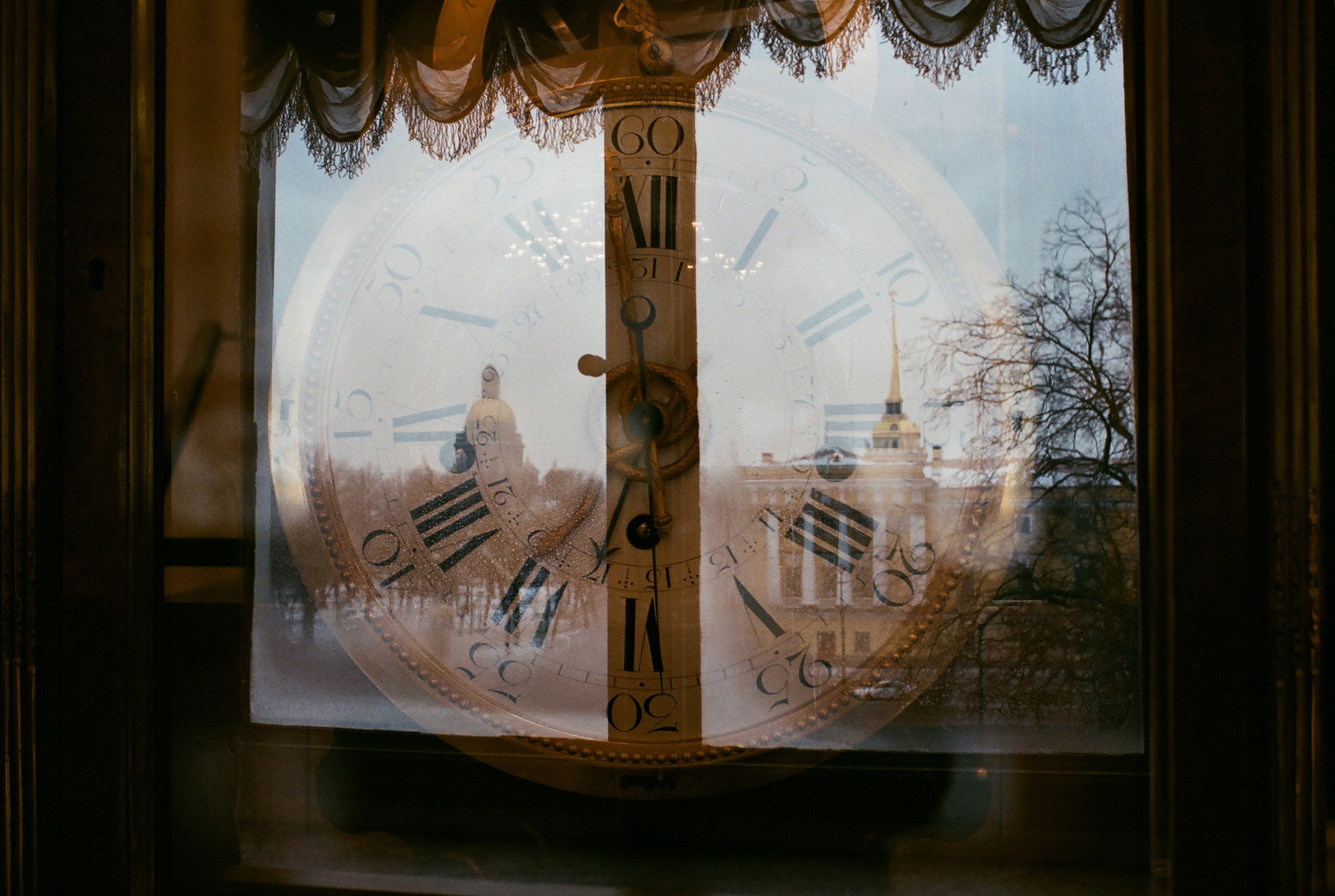 Фотографии цветные. Свадебный и семейный пленочный фотограф в Петербурге Истомина Ирина